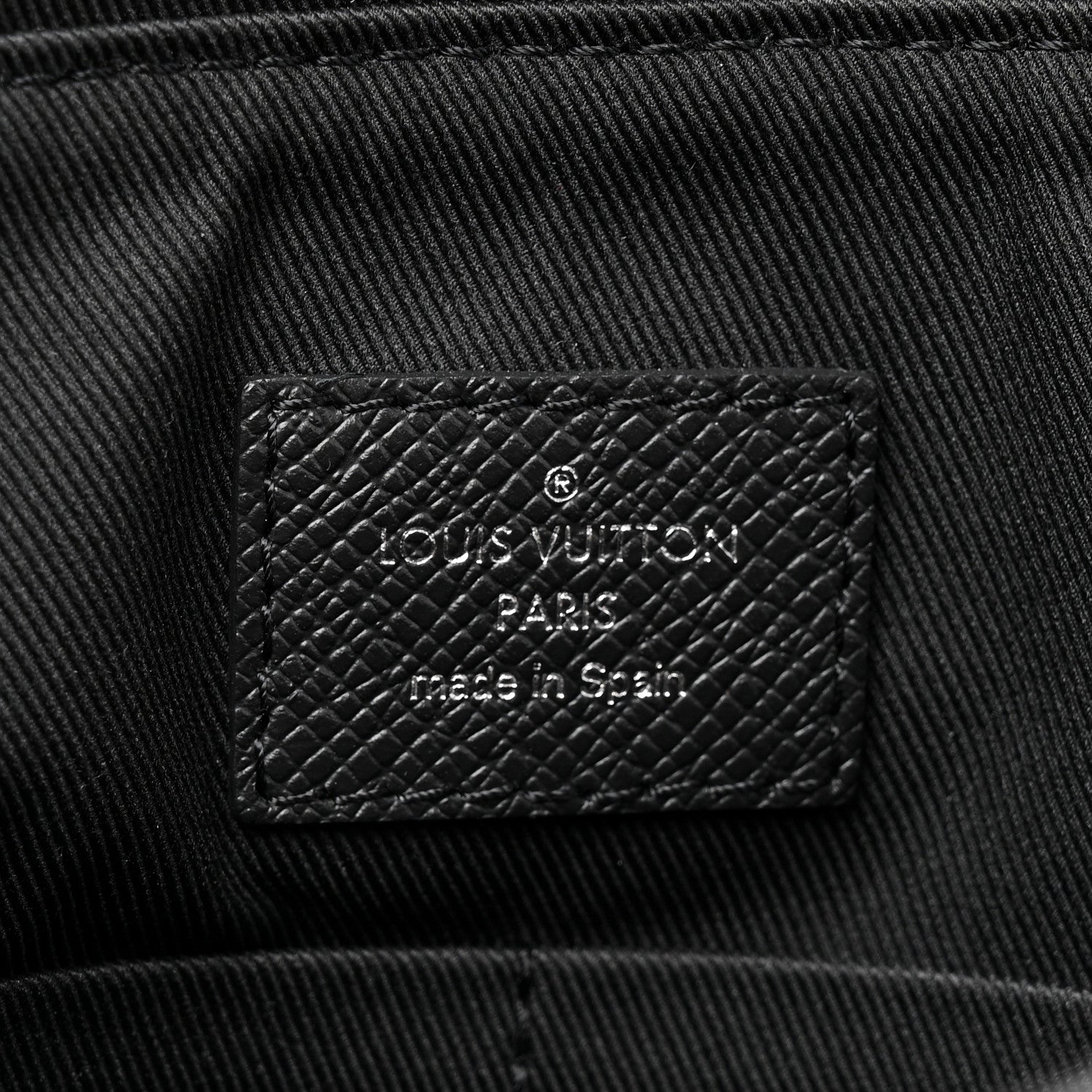 Taigarama Outdoor Flap Messenger Black