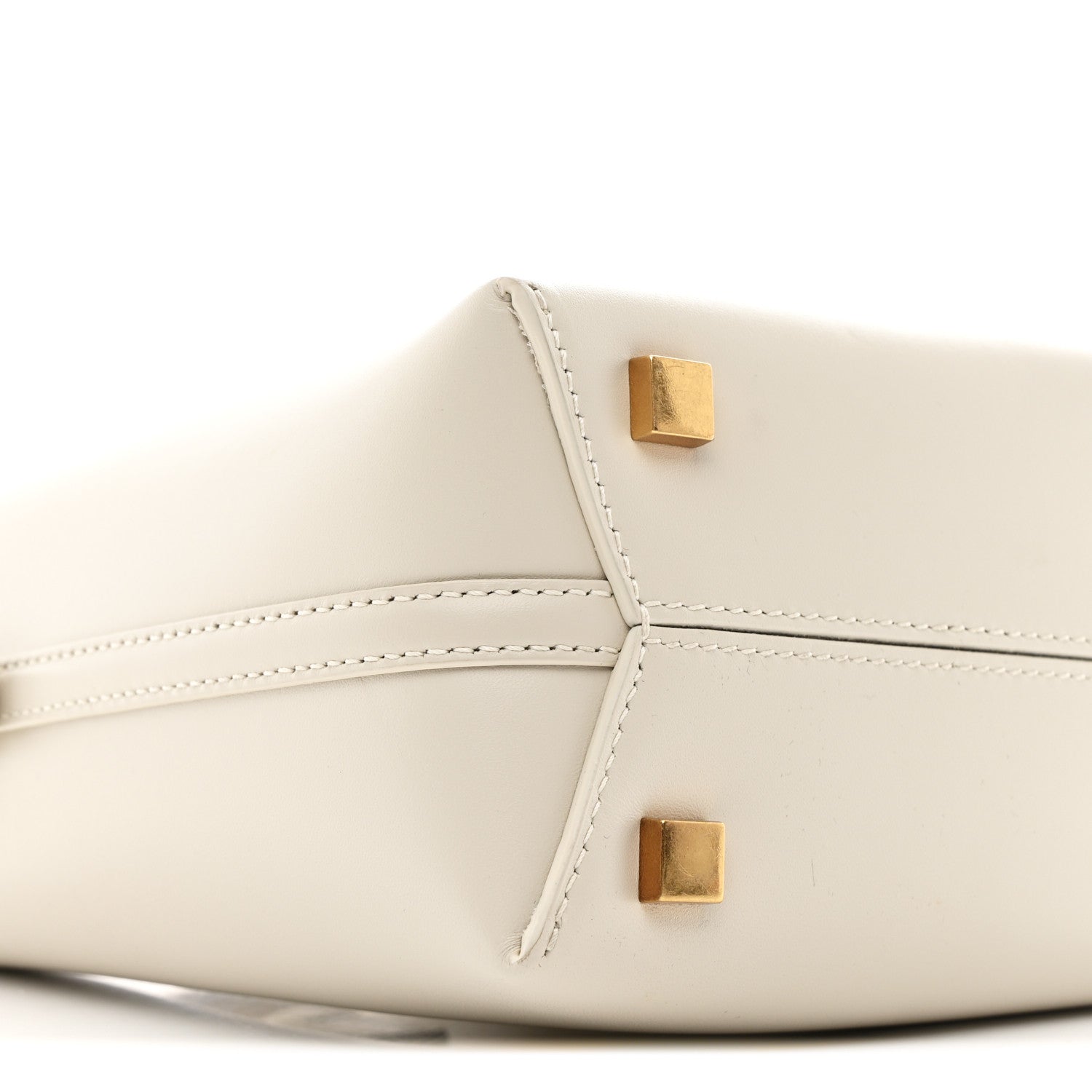 Shiny Calfskin Le 37 Mini Bucket Bag Blanc Vintage