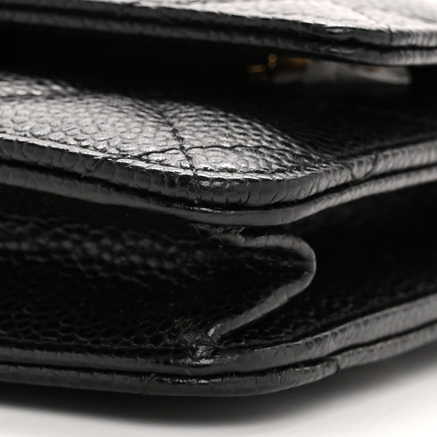 Caviar Quilted Wallet on Chain WOC Black