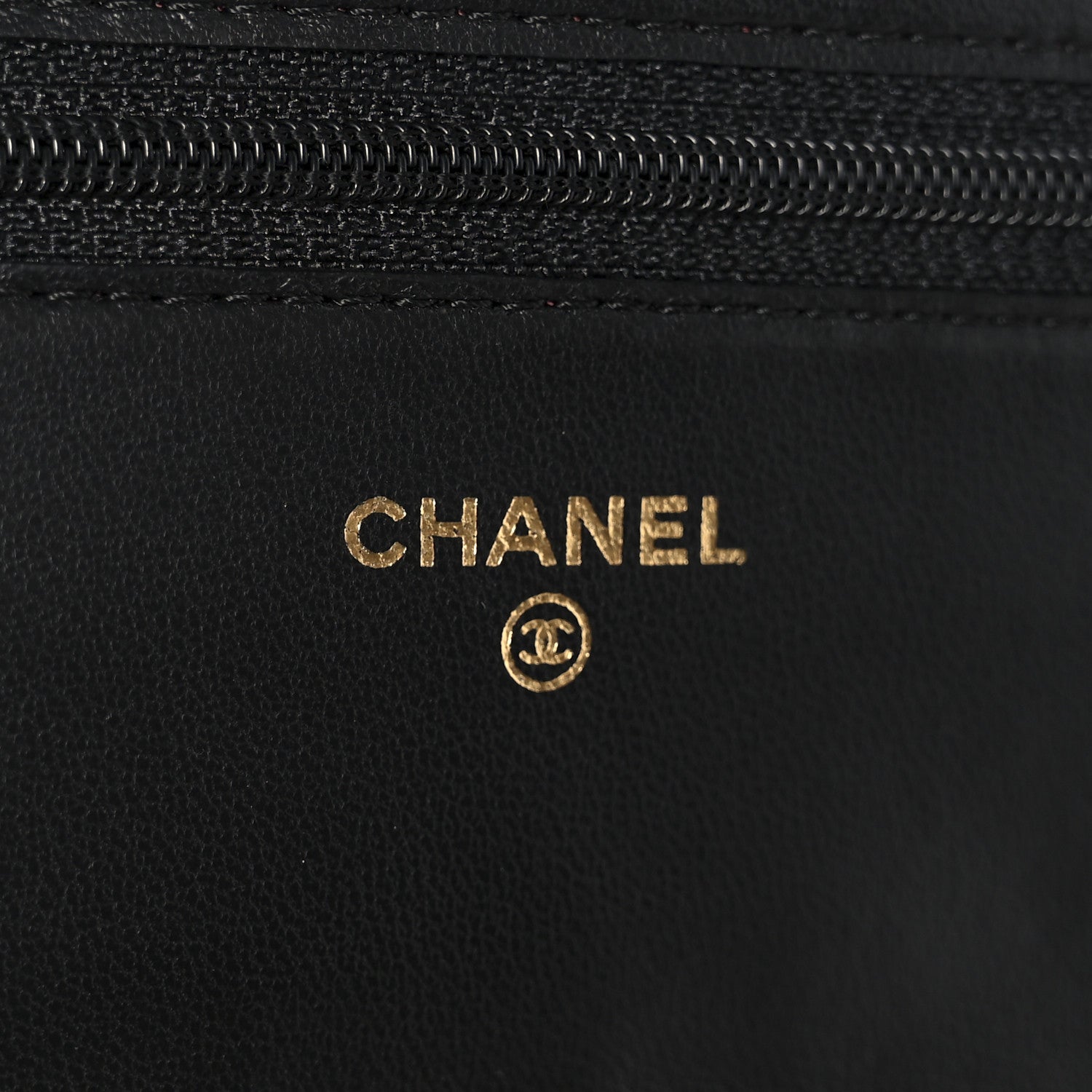 Lambskin Quilted Wallet On Chain WOC Black