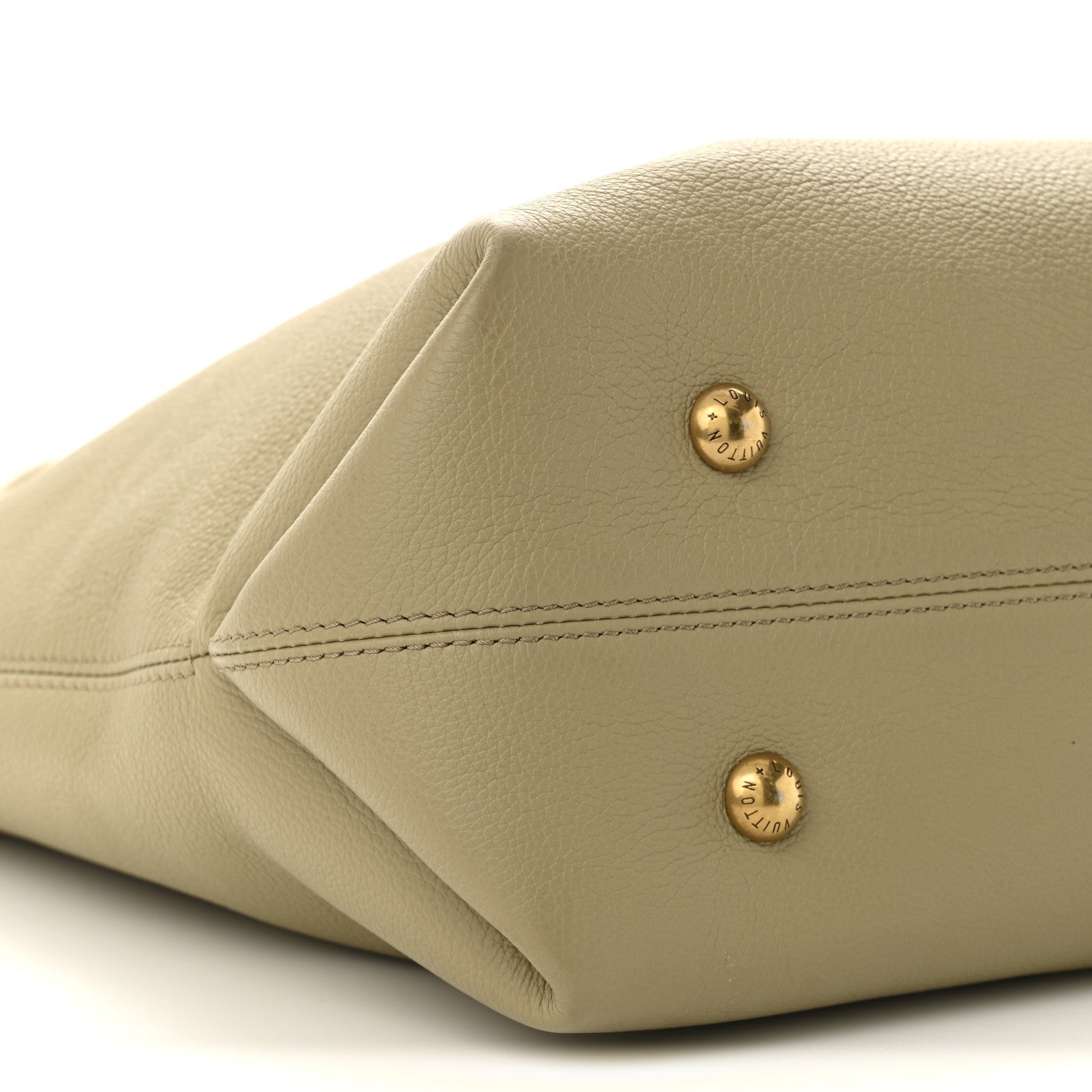 Grained Calfskin Low Key Cabas MM Clay