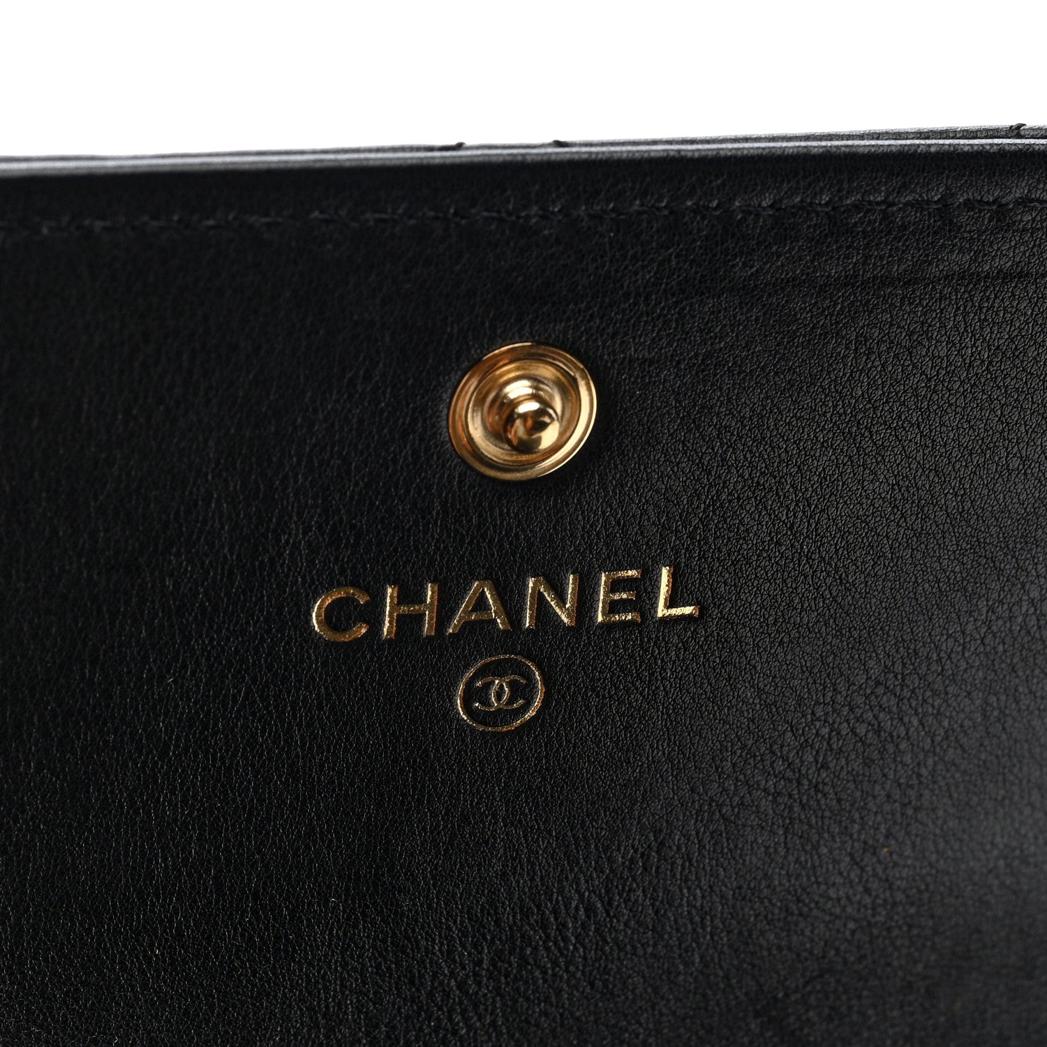 Calfskin Quilted Pearl CC Medium Flap Wallet  Black