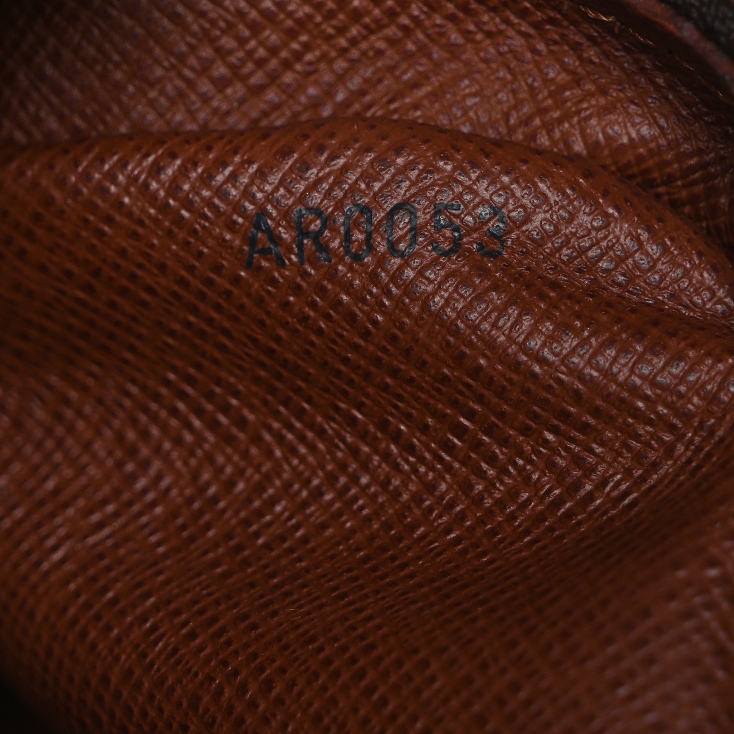 Monogram Amazone