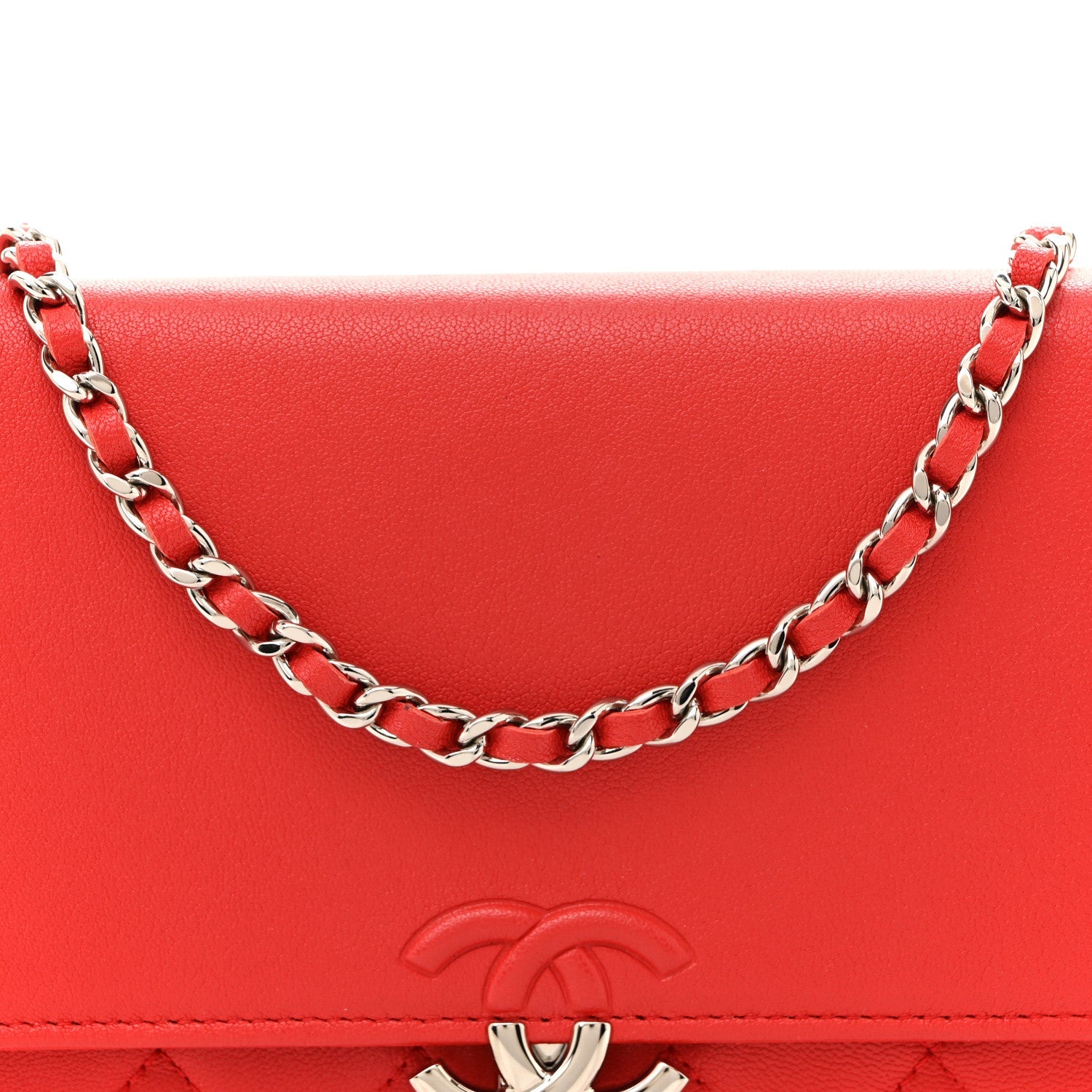 Grained Calfskin Quilted CC Box Wallet On Chain WOC Red