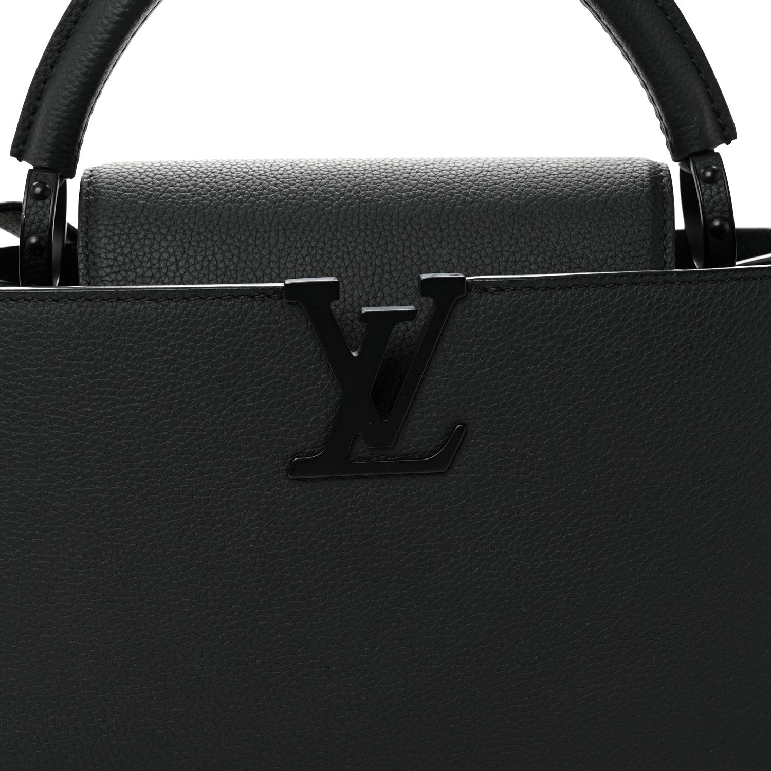 Taurillon Capucines East West MM Matte Black