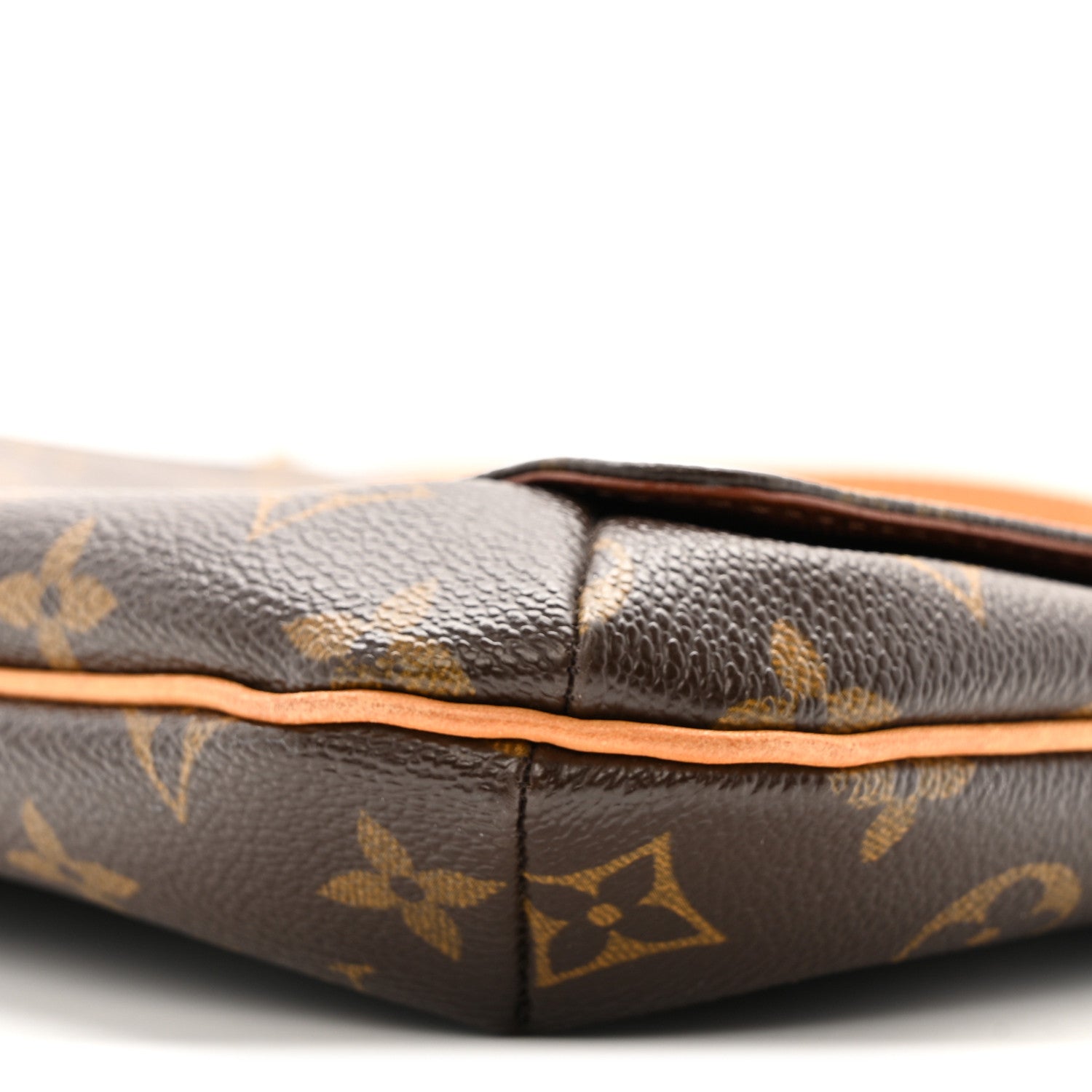 Monogram Musette Tango