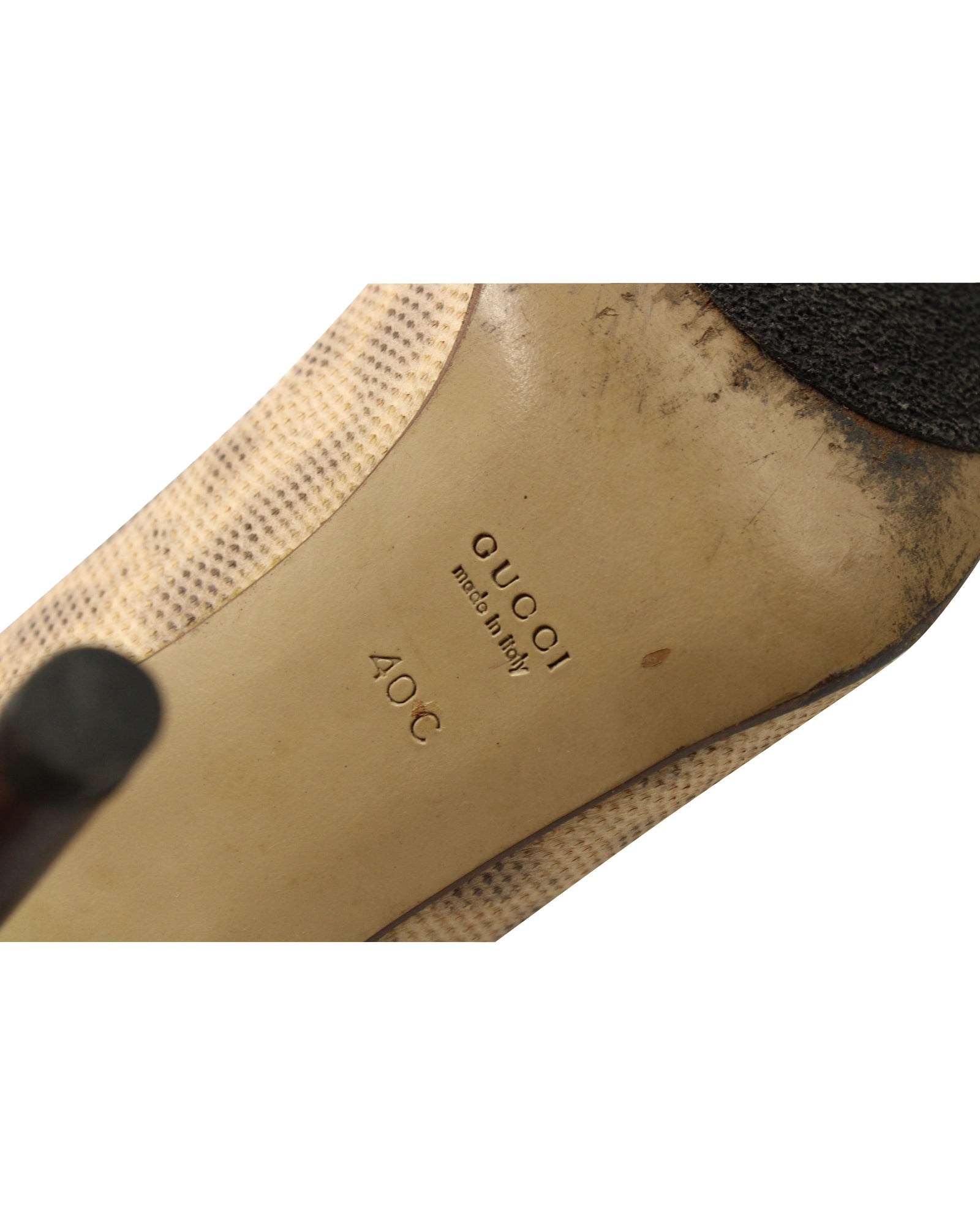 Women's Gucci Snakeskin Print Pointed Pumps in Multicolor Leather