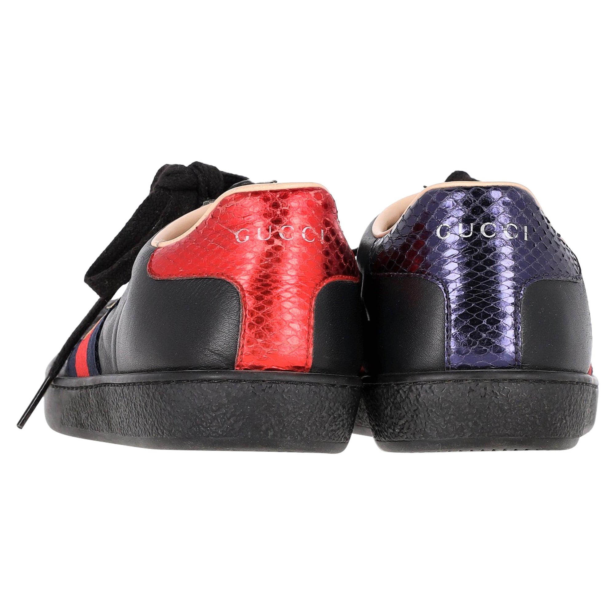Men's  Gucci Ace Bee Low-Top Sneakers in Black Calfskin Leather