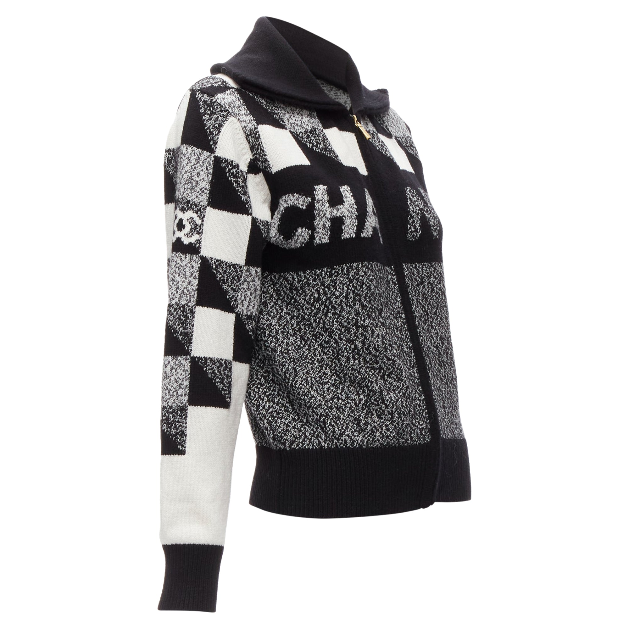 Women's Chanel Cashmere Graphic CC Logo Cardigan