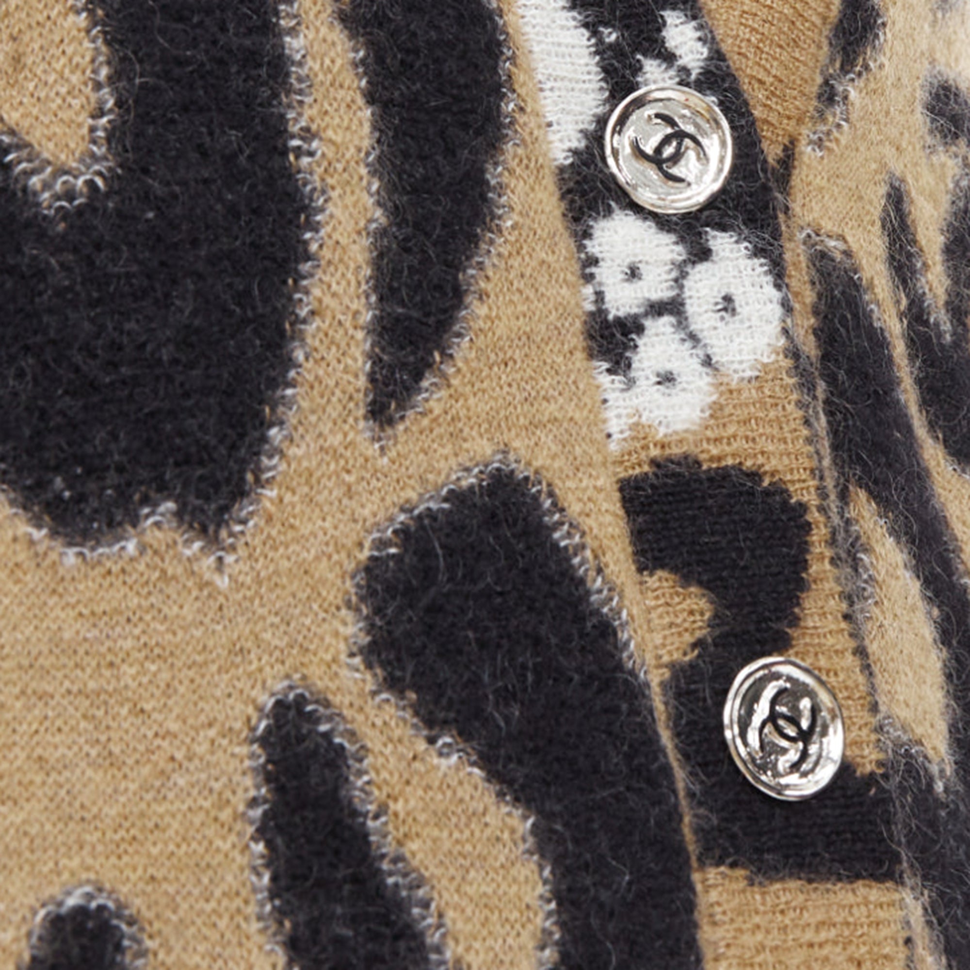 Women's Chanel A23 Runway CC logo cashmere mohair cardigan