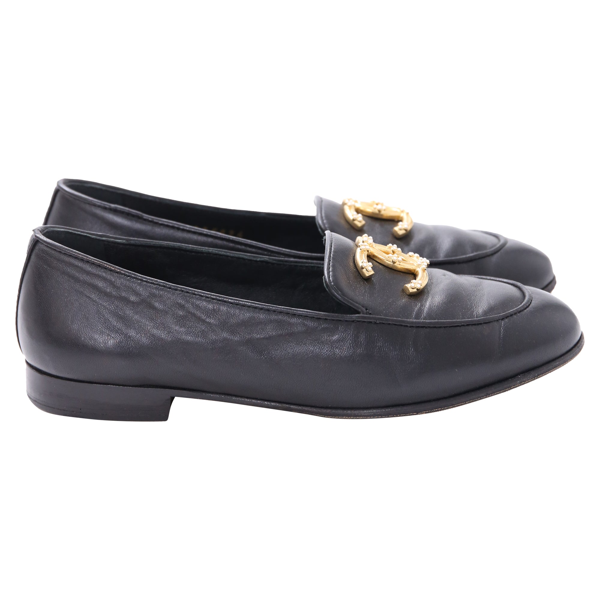 Women's Chanel Pearl CC Loafers in Black Lambskin Leather