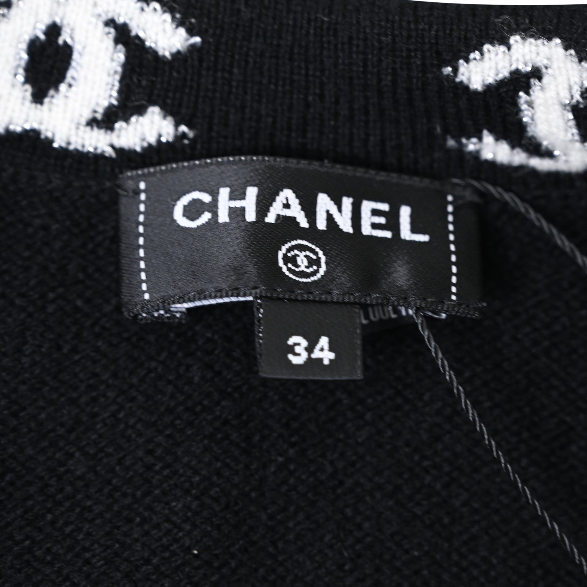 Women's Chanel Flower Button 2023 Sweater Vest in Black Cashmere