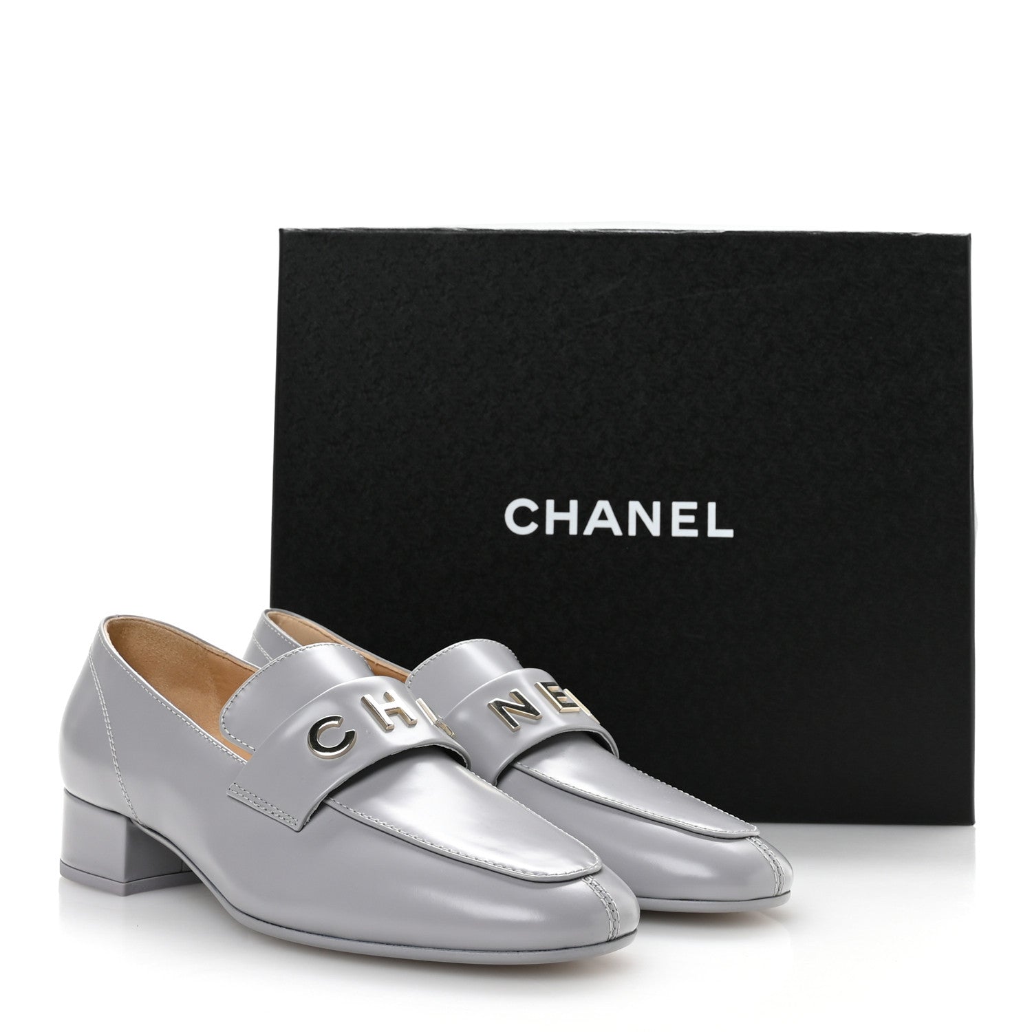Shiny Calfskin Logo Loafers 37 Light Grey