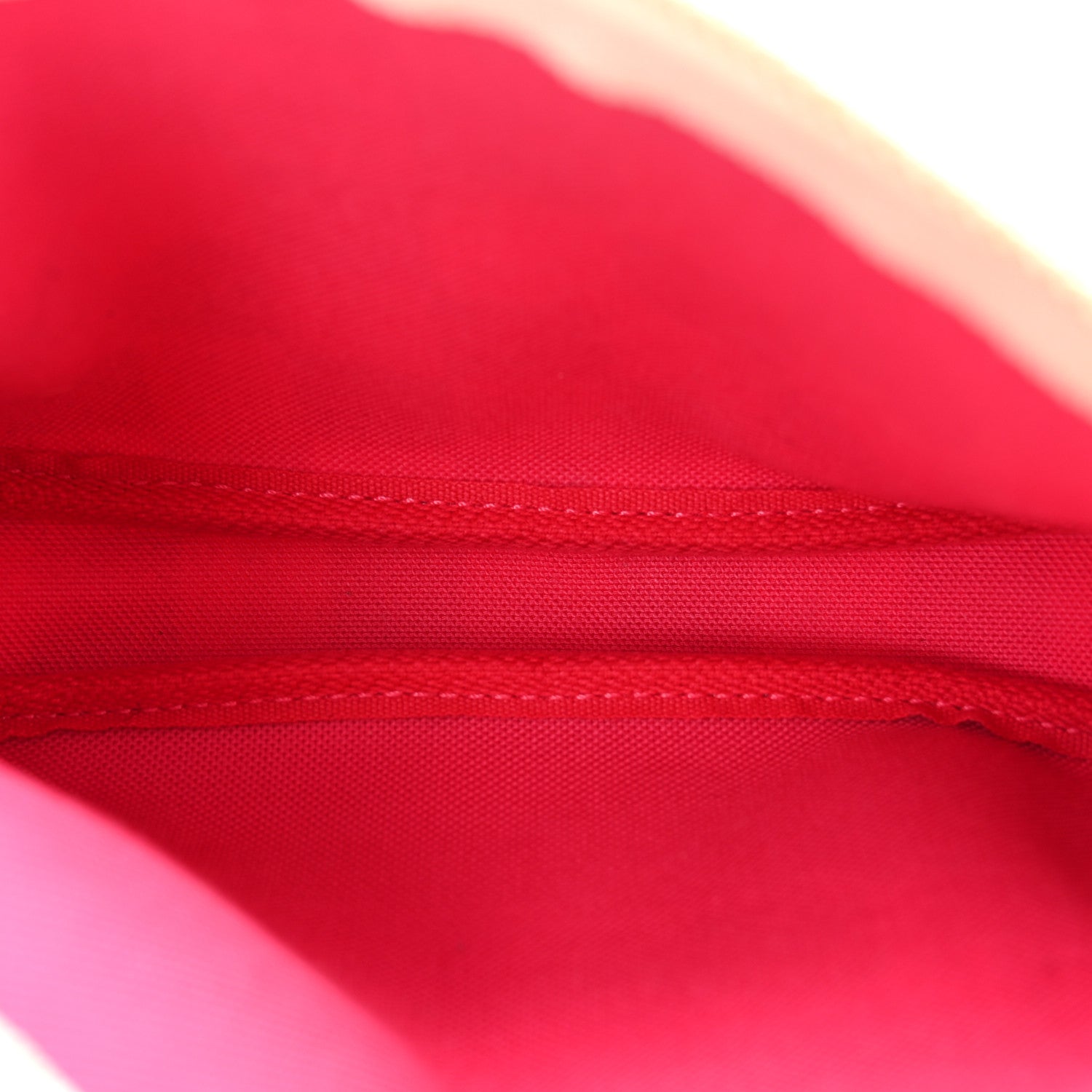 Damier Azur 2021 Christmas Animation Hollywood Mini Pochette Accessories Fuchsia