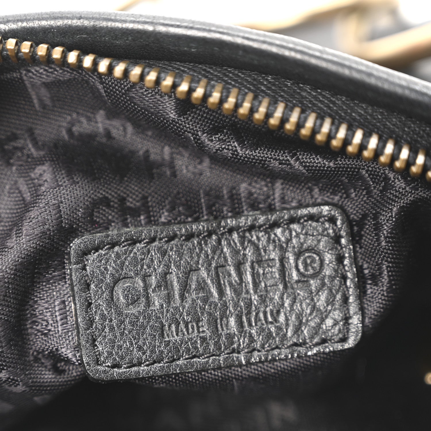 Lambskin Small Chain Hobo Black