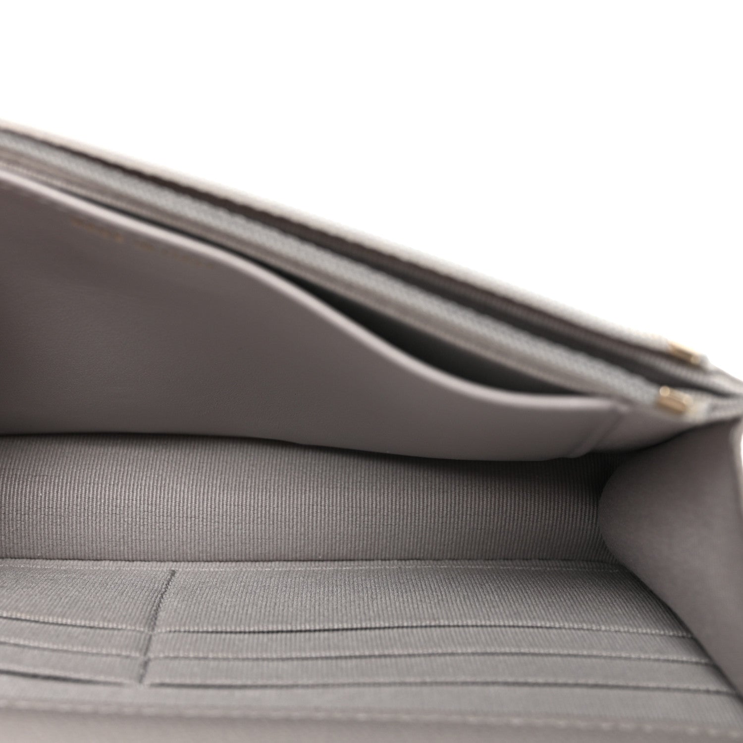 Caviar Quilted Studded CC Wallet On Chain WOC Grey