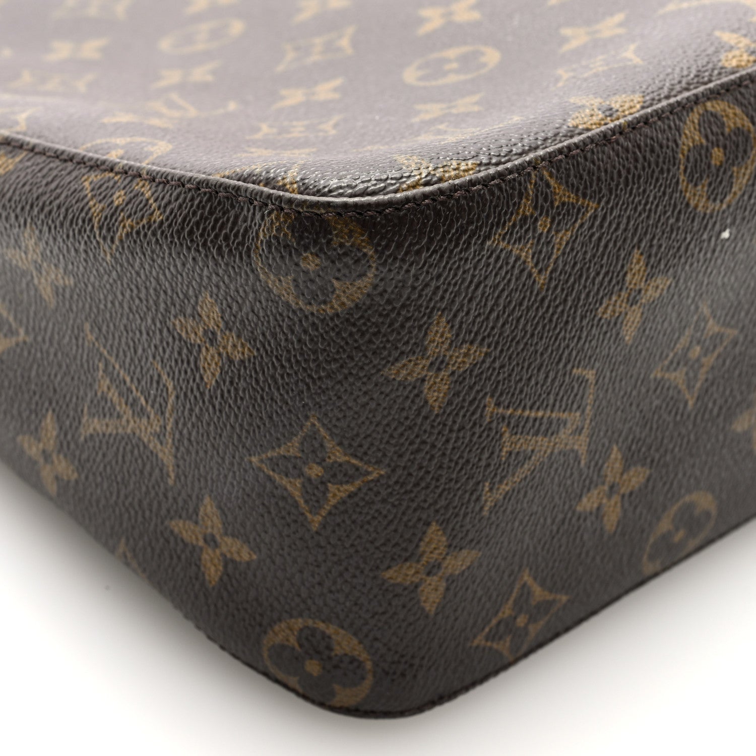 Monogram Looping MM