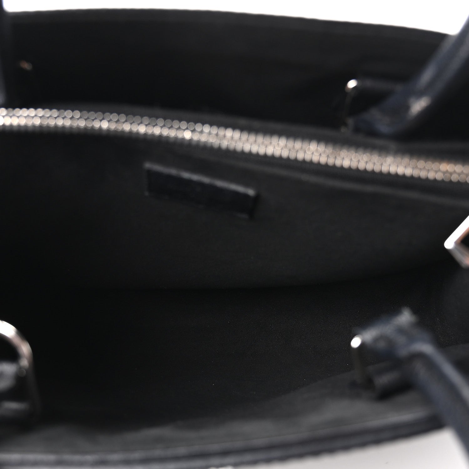 Epi Twist Tote Black