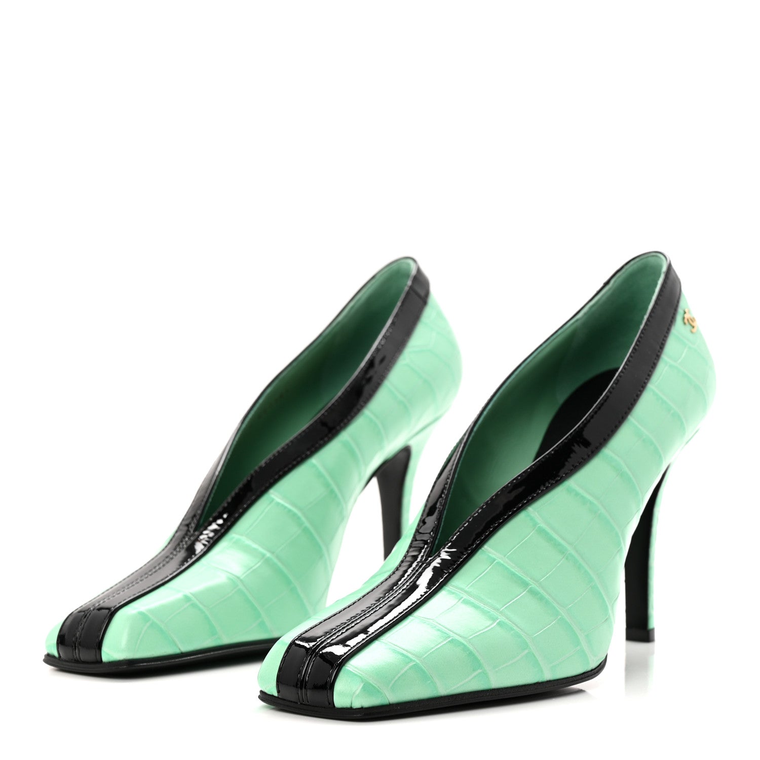 Crocodile Embossed Patent Calfskin Pumps 39 Green Black