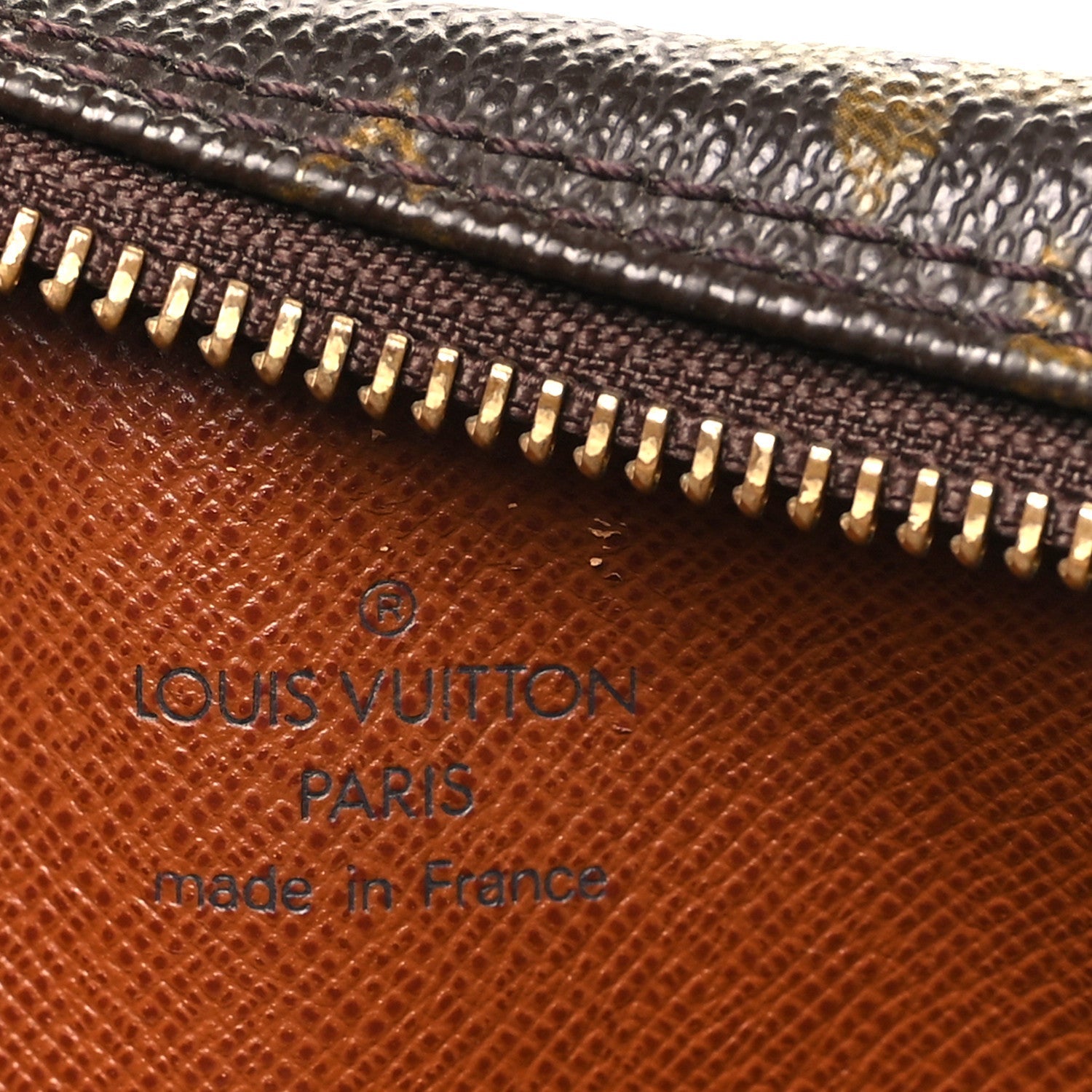 Monogram Amazone