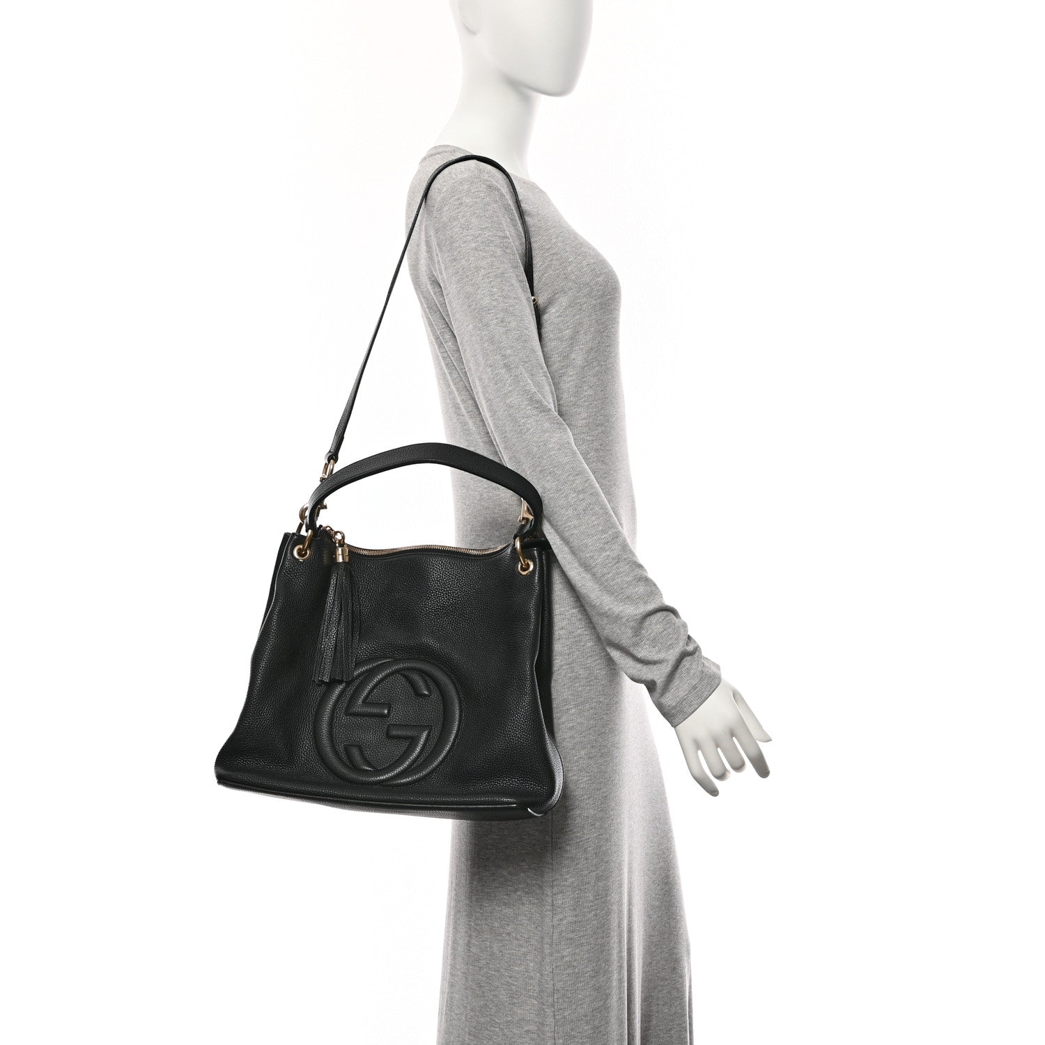 Pebbled Calfskin Large Soho Hobo Black