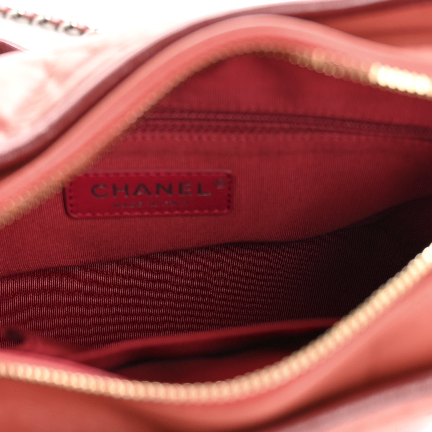 Aged Calfskin Quilted Small Gabrielle Hobo Red
