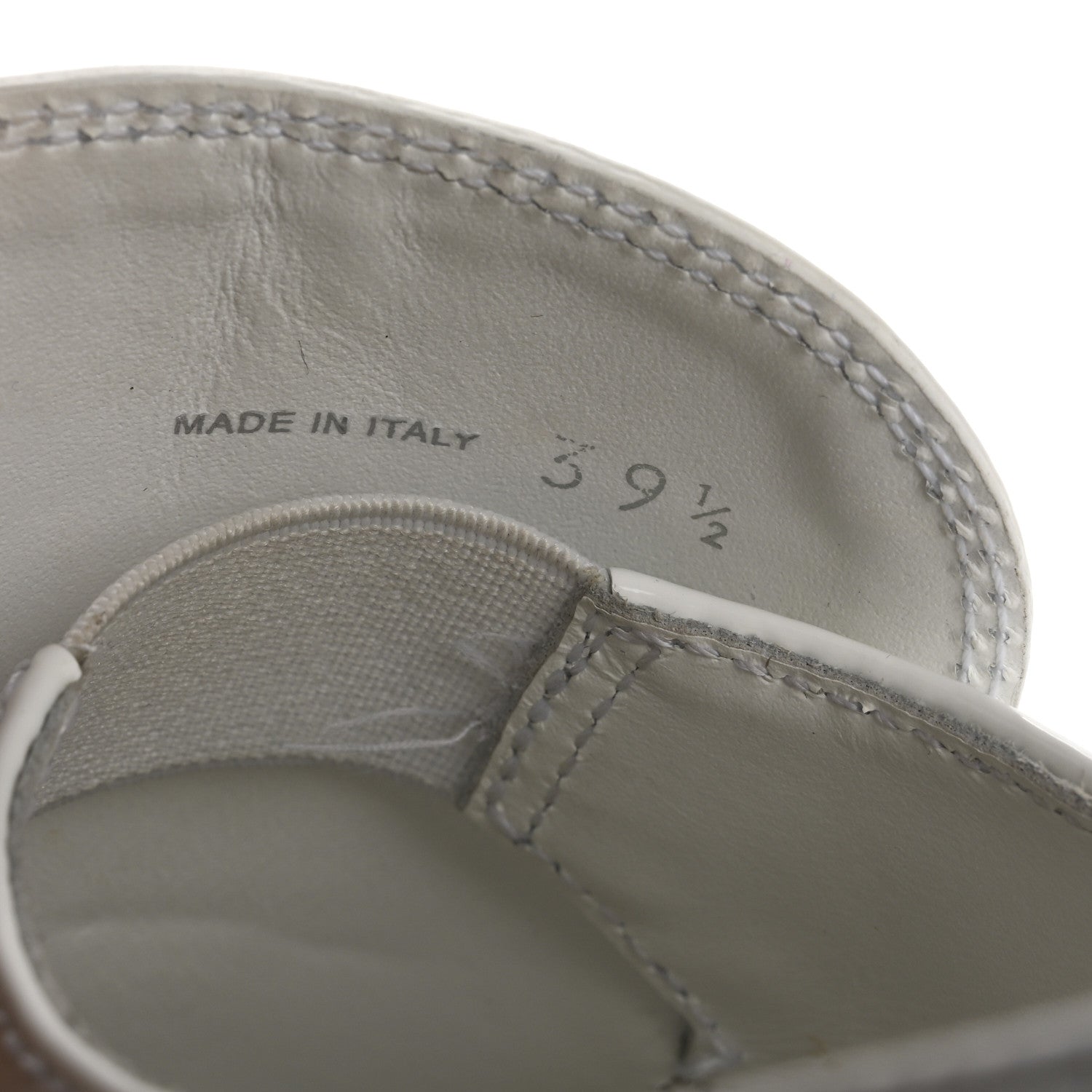 Vernice Triangle 50mm Loafers 39.5 White