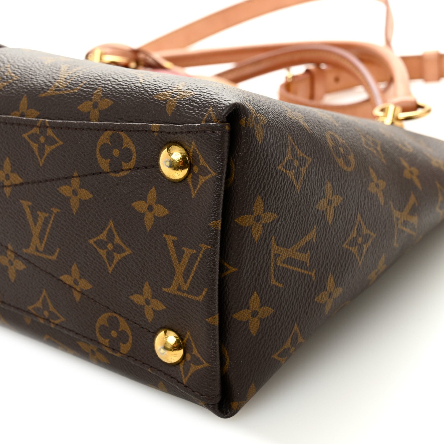 Monogram V Tote MM Cherry
