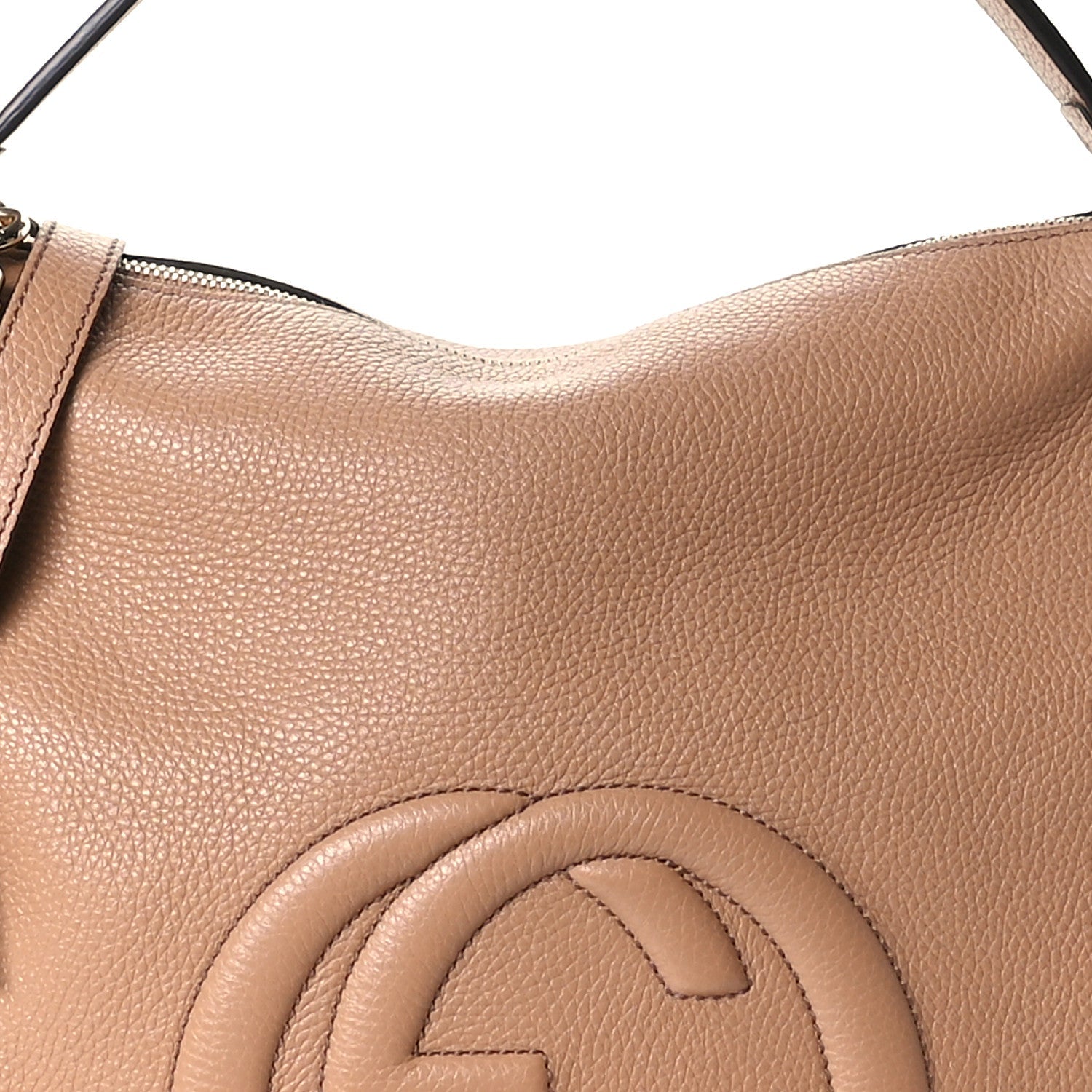 Pebbled Calfskin Large Soho Hobo Camelia
