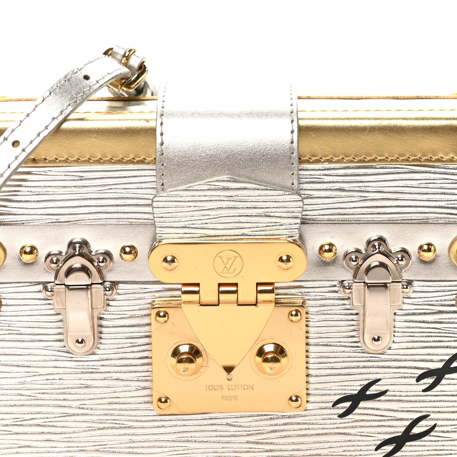 Metallic Epi Petite Malle Silver