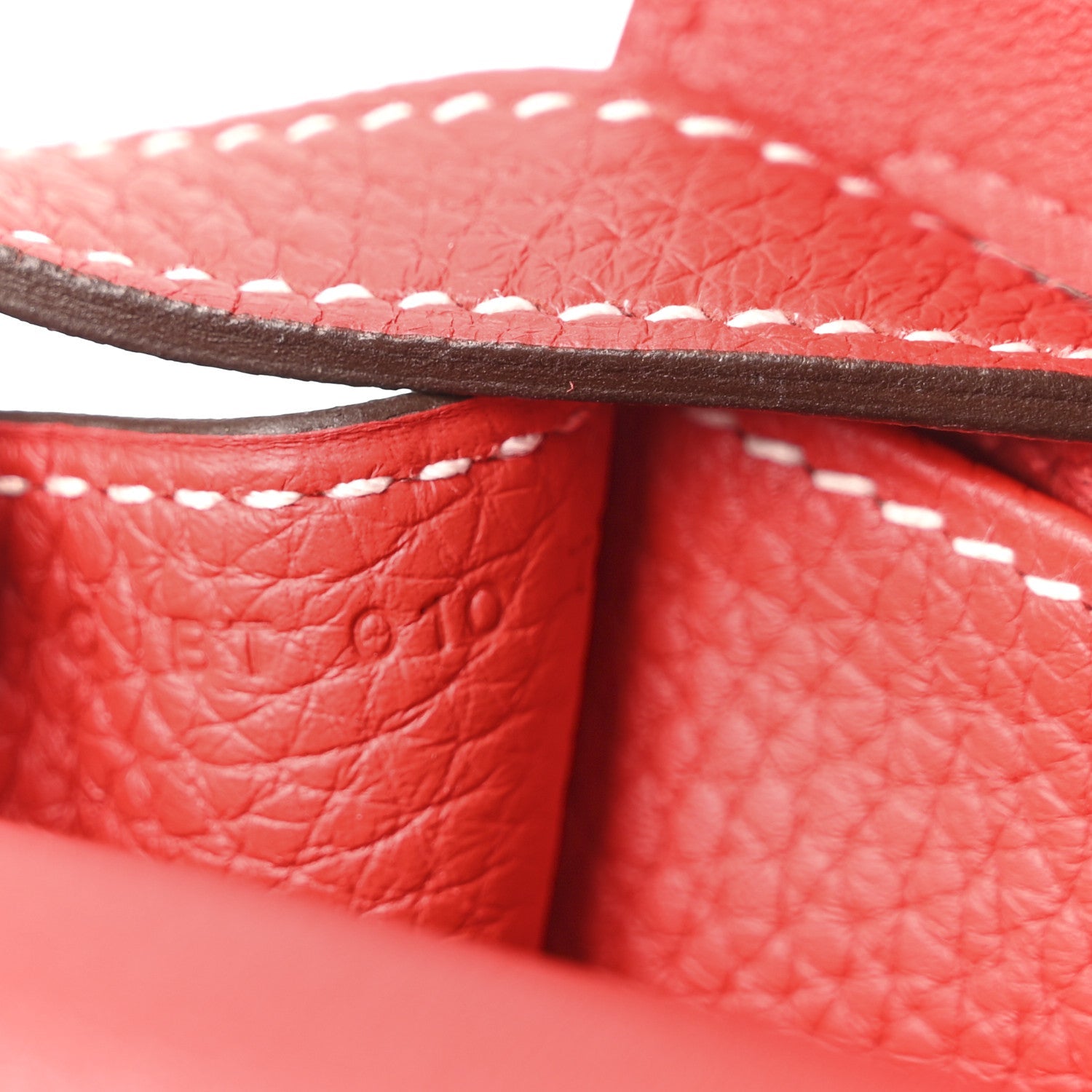 Taurillon Clemence Halzan 31 GM Rouge Casaque Vermillion