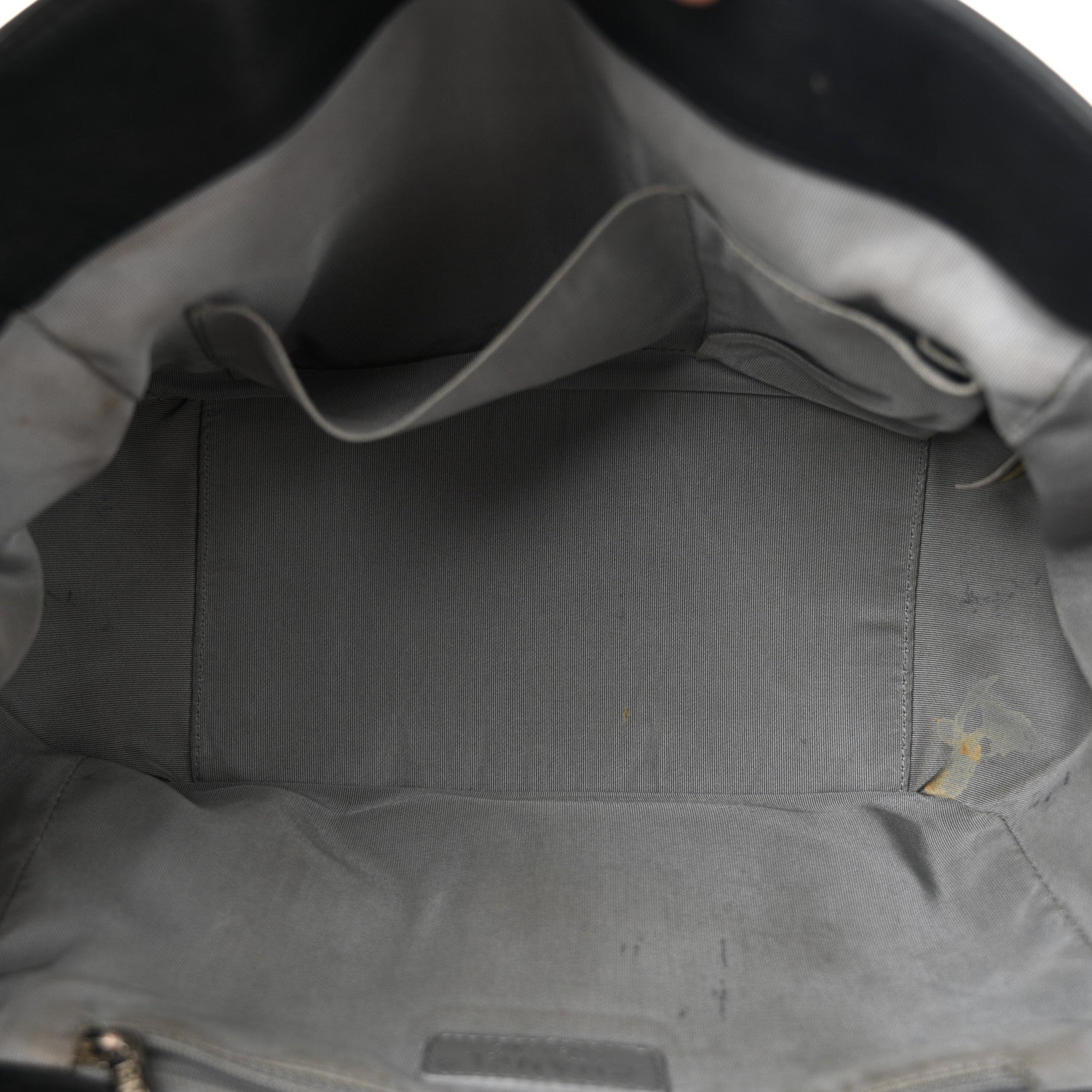 Calfskin Medium On the Bund Flap Black
