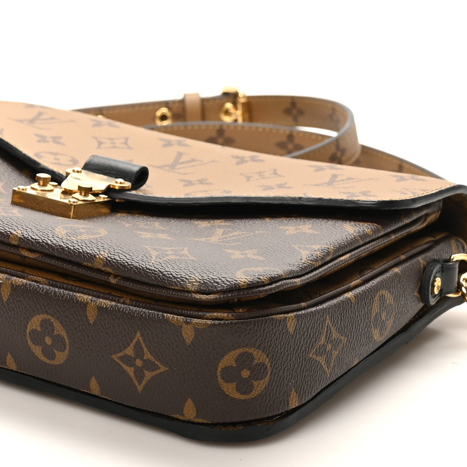 Reverse Monogram Pochette Metis