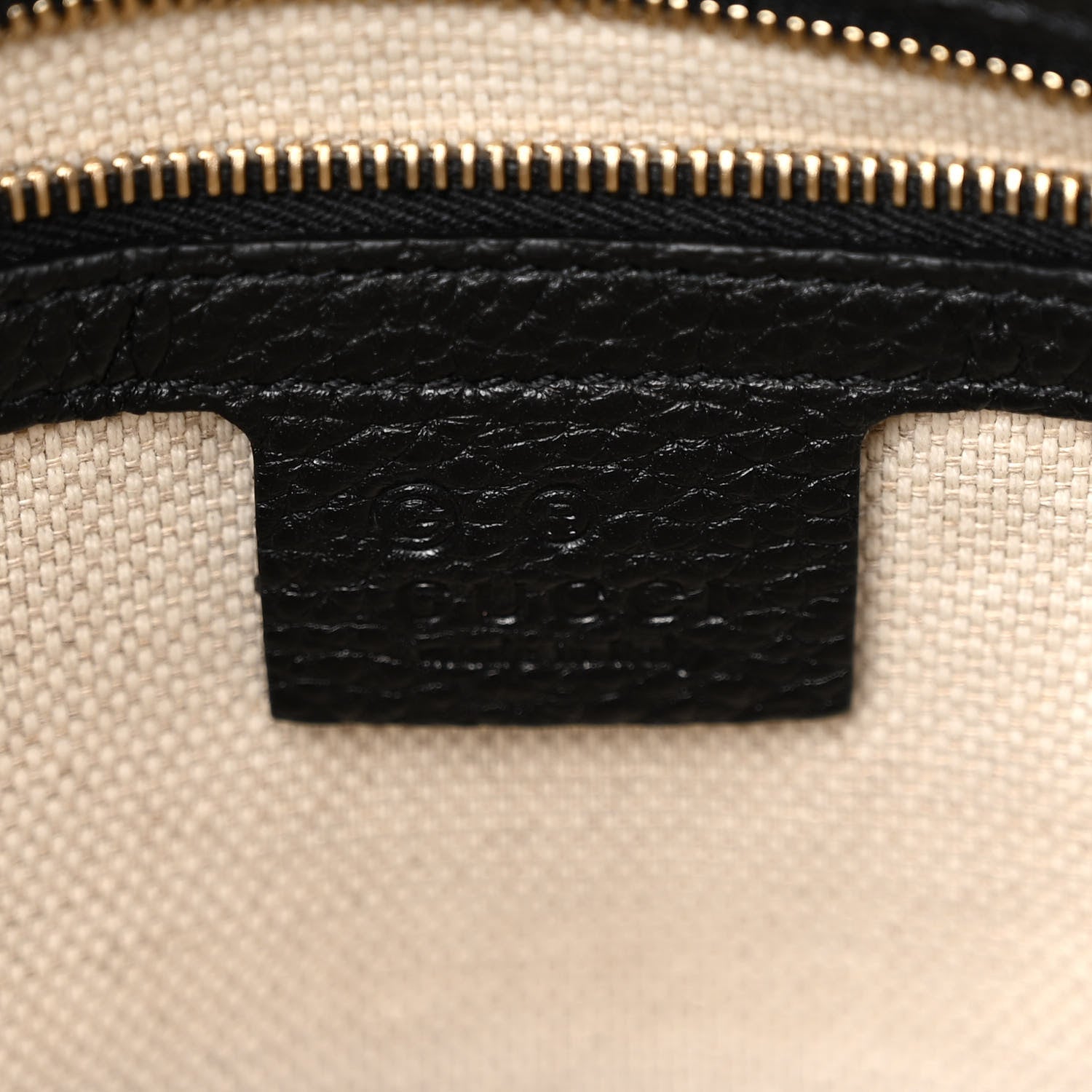 Pebbled Calfskin Large Soho Hobo Black