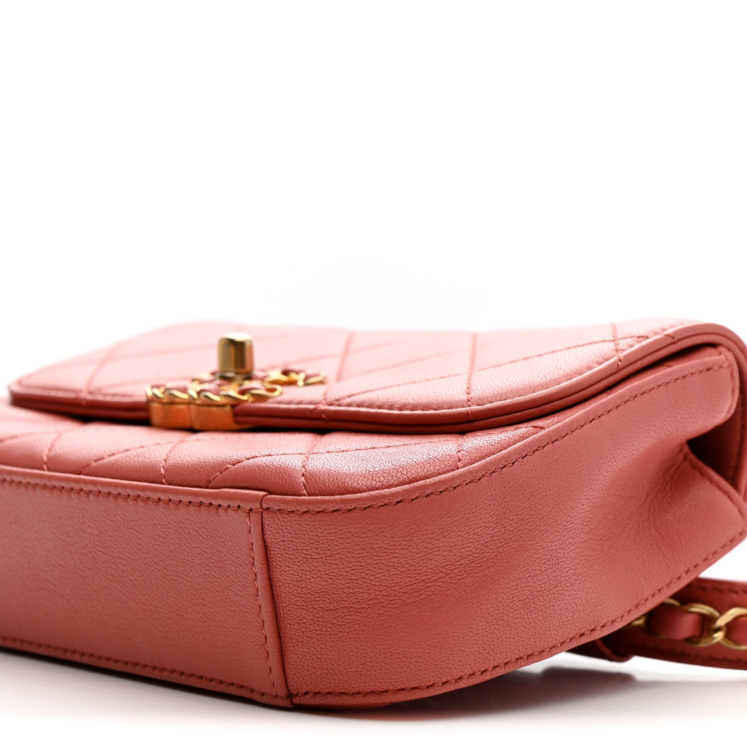 Lambskin Quilted Chain Infinity Waist Belt Bag Pink