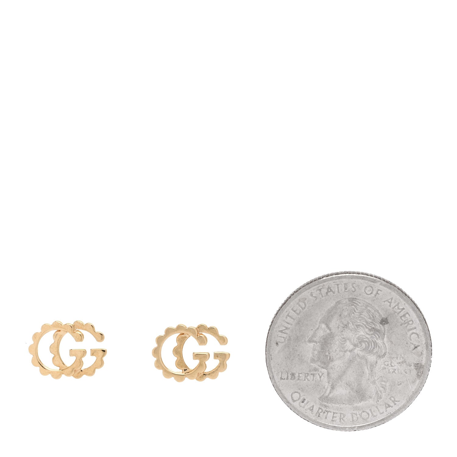18K Yellow Gold Running G Scalloped Stud Earrings