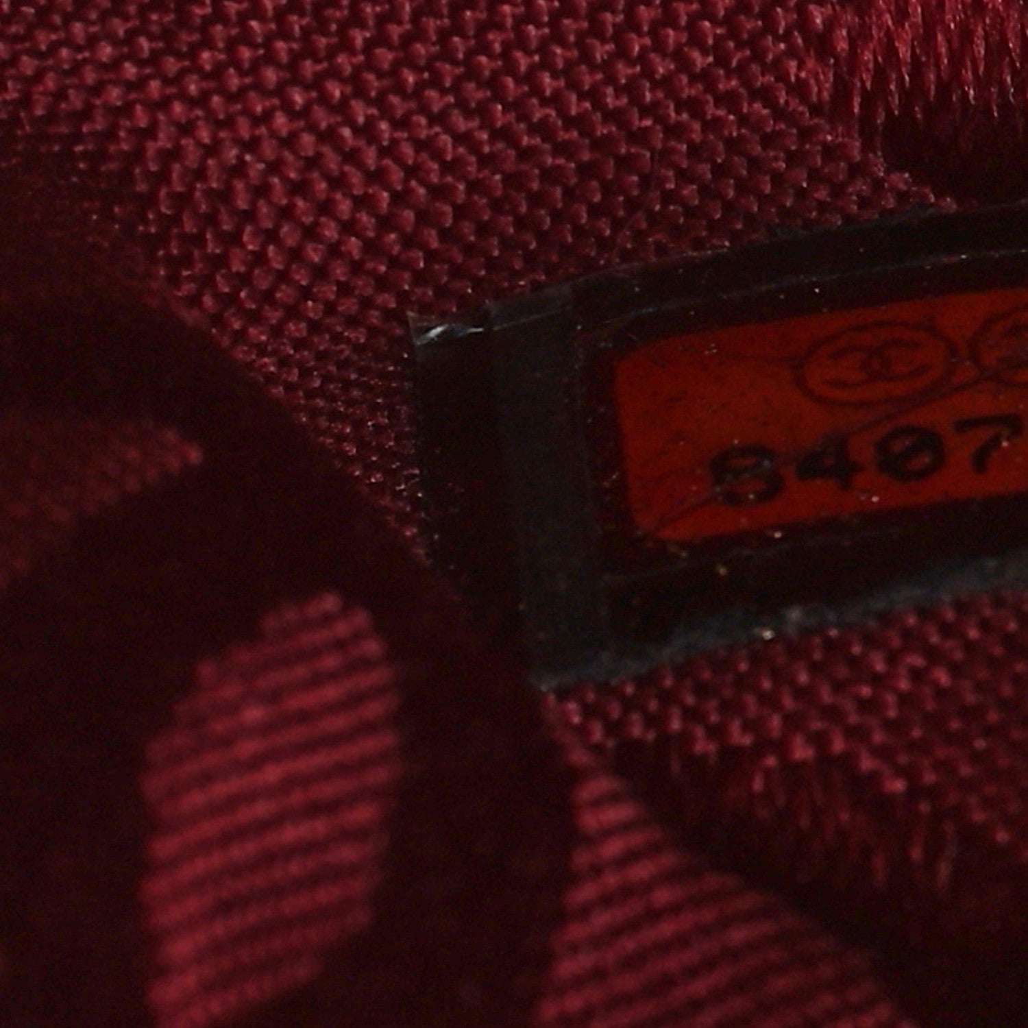 Calfskin Stitch Small Surpique Tote Red