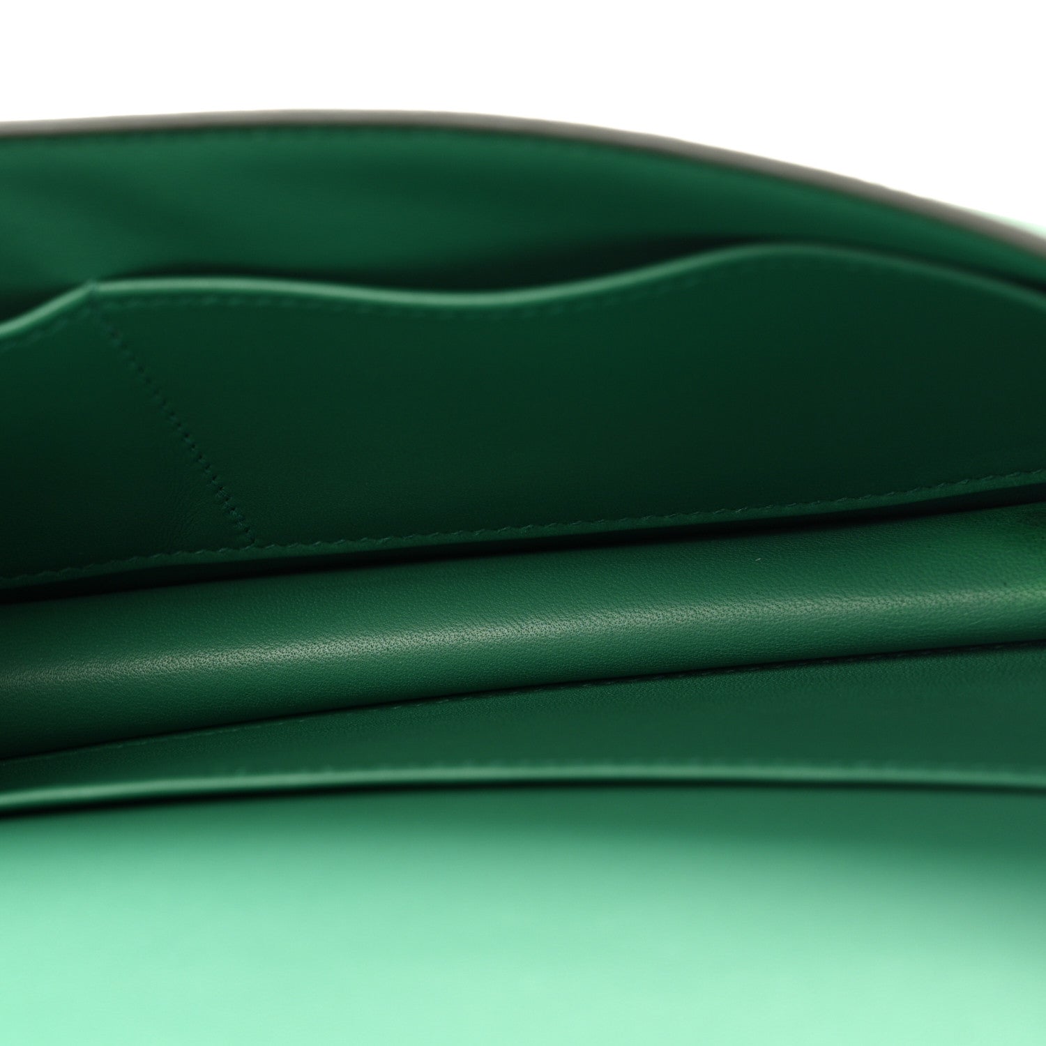 Epsom Constance 1-Elan Vert Vertigo