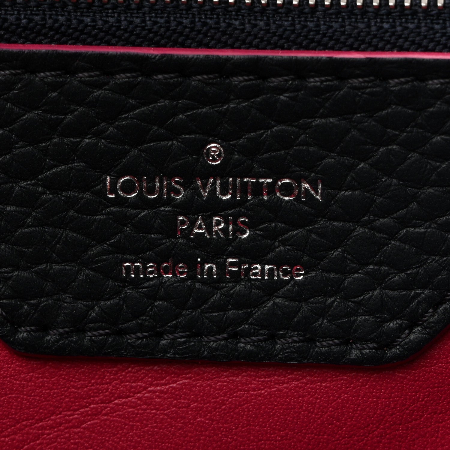 Taurillon Capucines MM Cobalt Fuchsia