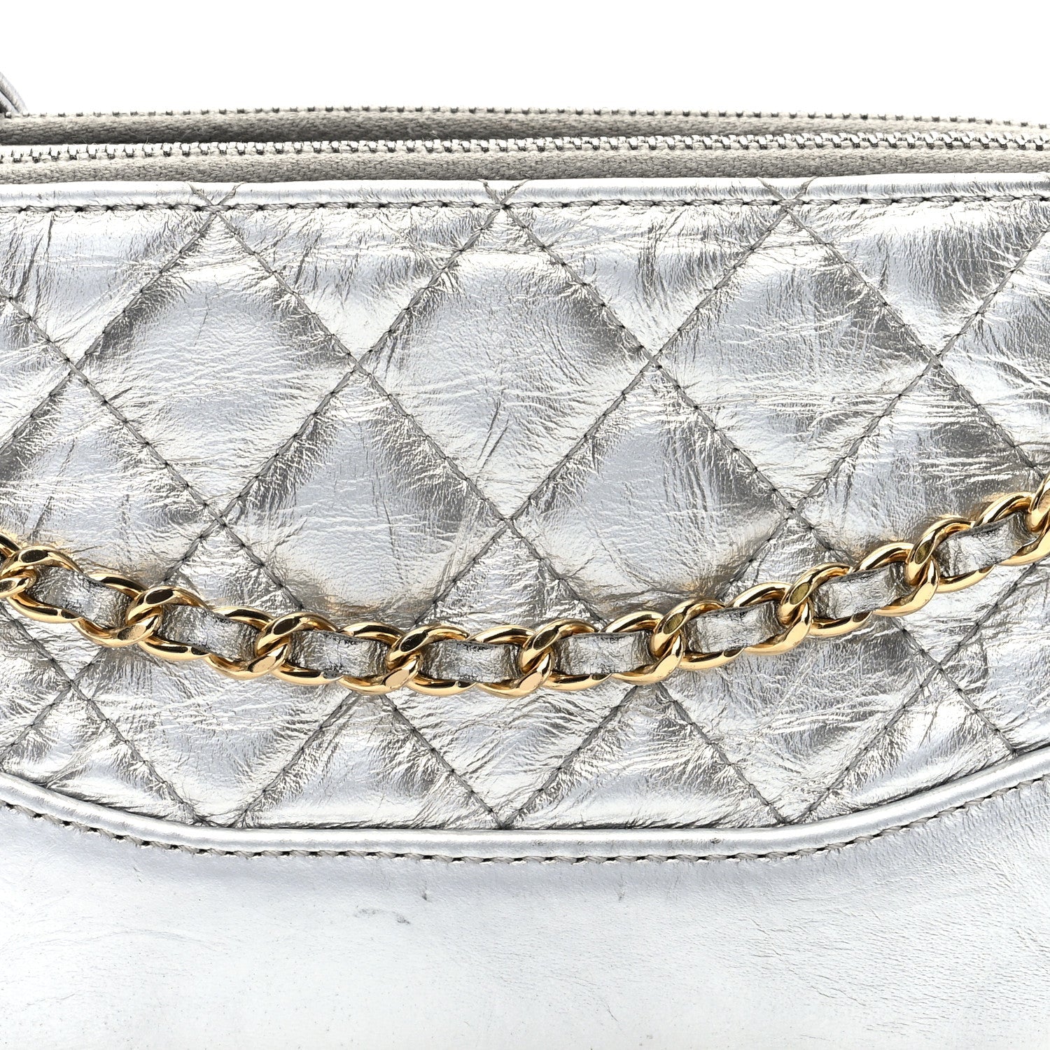 Metallic Lambskin Calfskin Quilted Small Gabrielle Clutch With Chain Silver