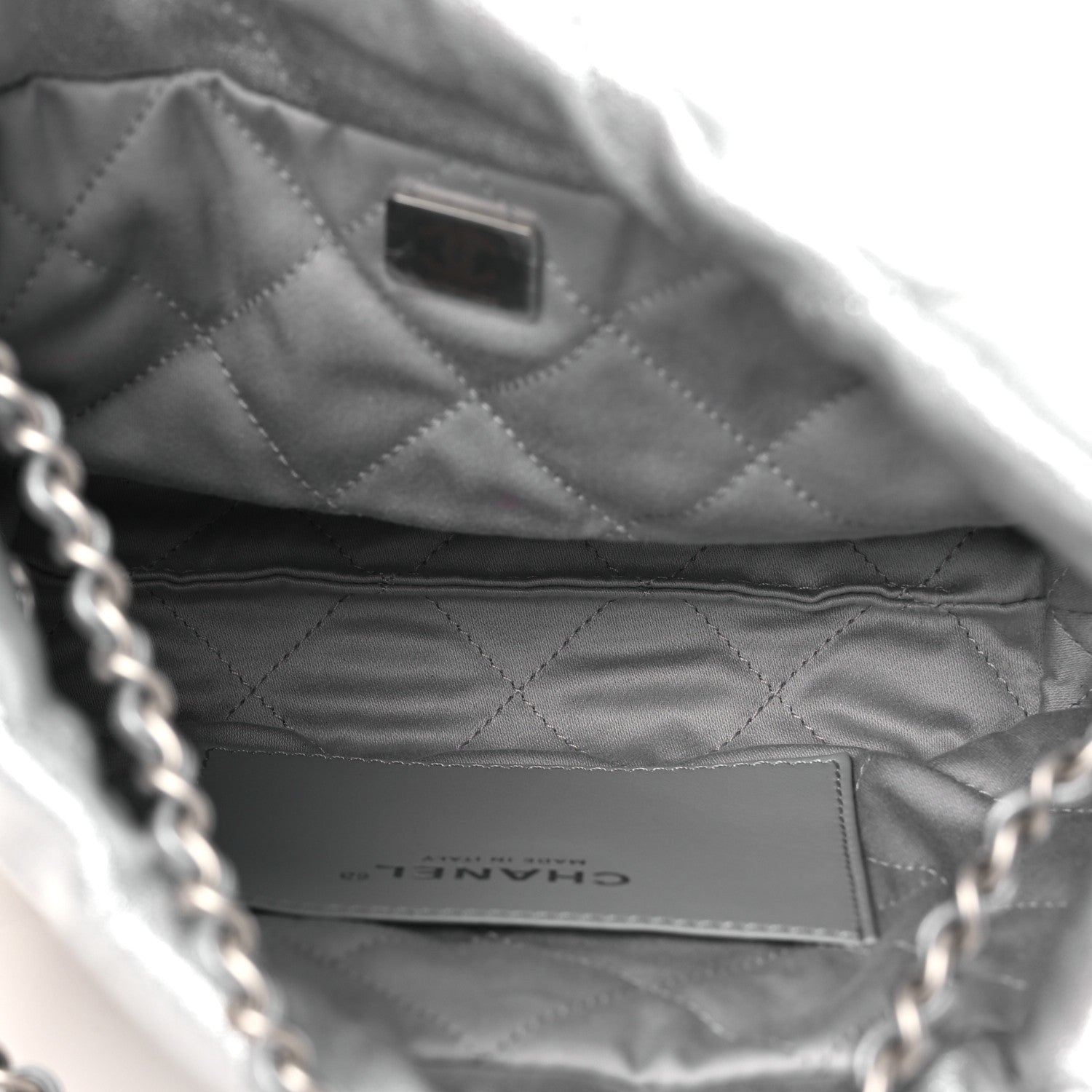 Metallic Lambskin Quilted Mini Chanel 22 Silvery
