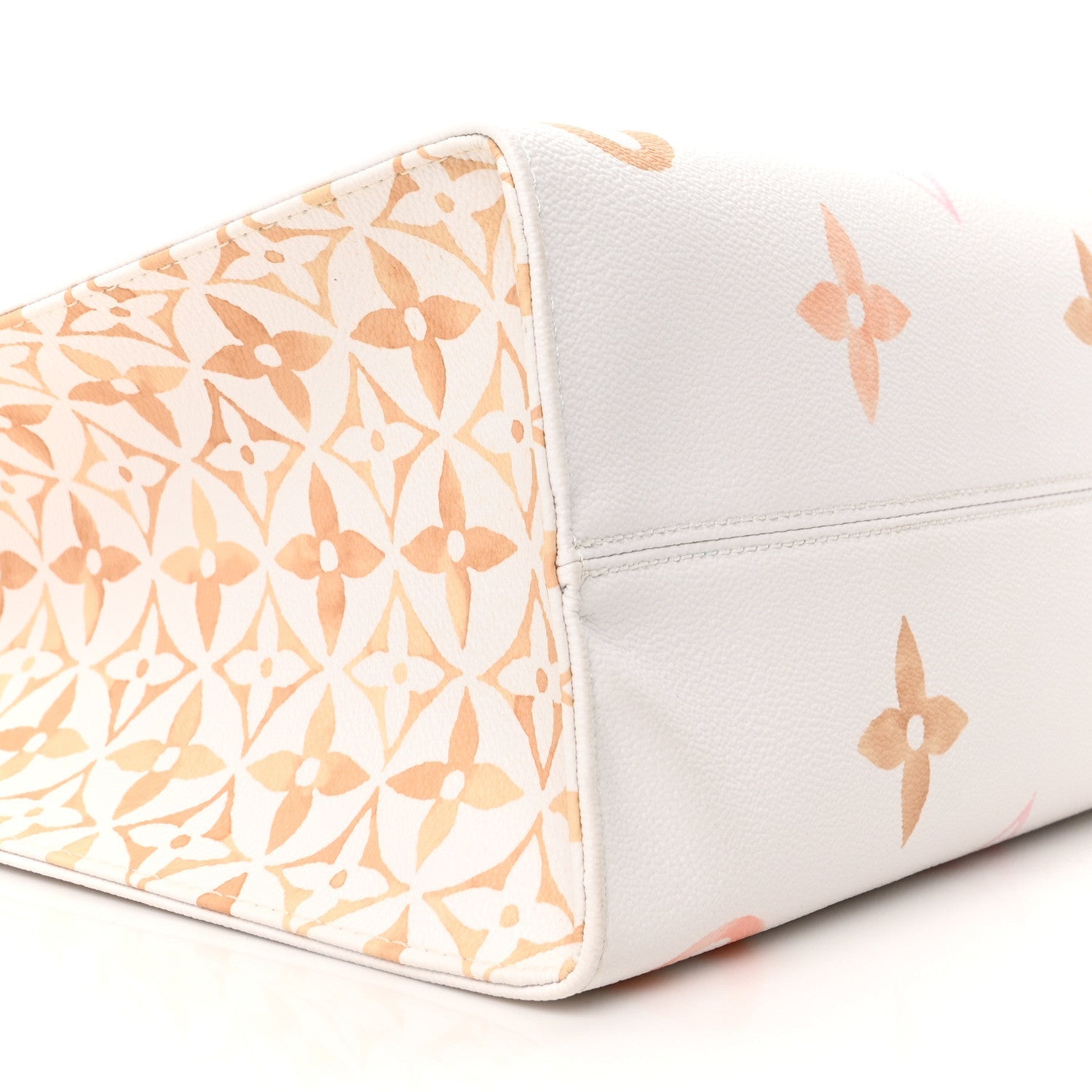 Monogram Giant By The Pool 2.0 Onthego MM Beige