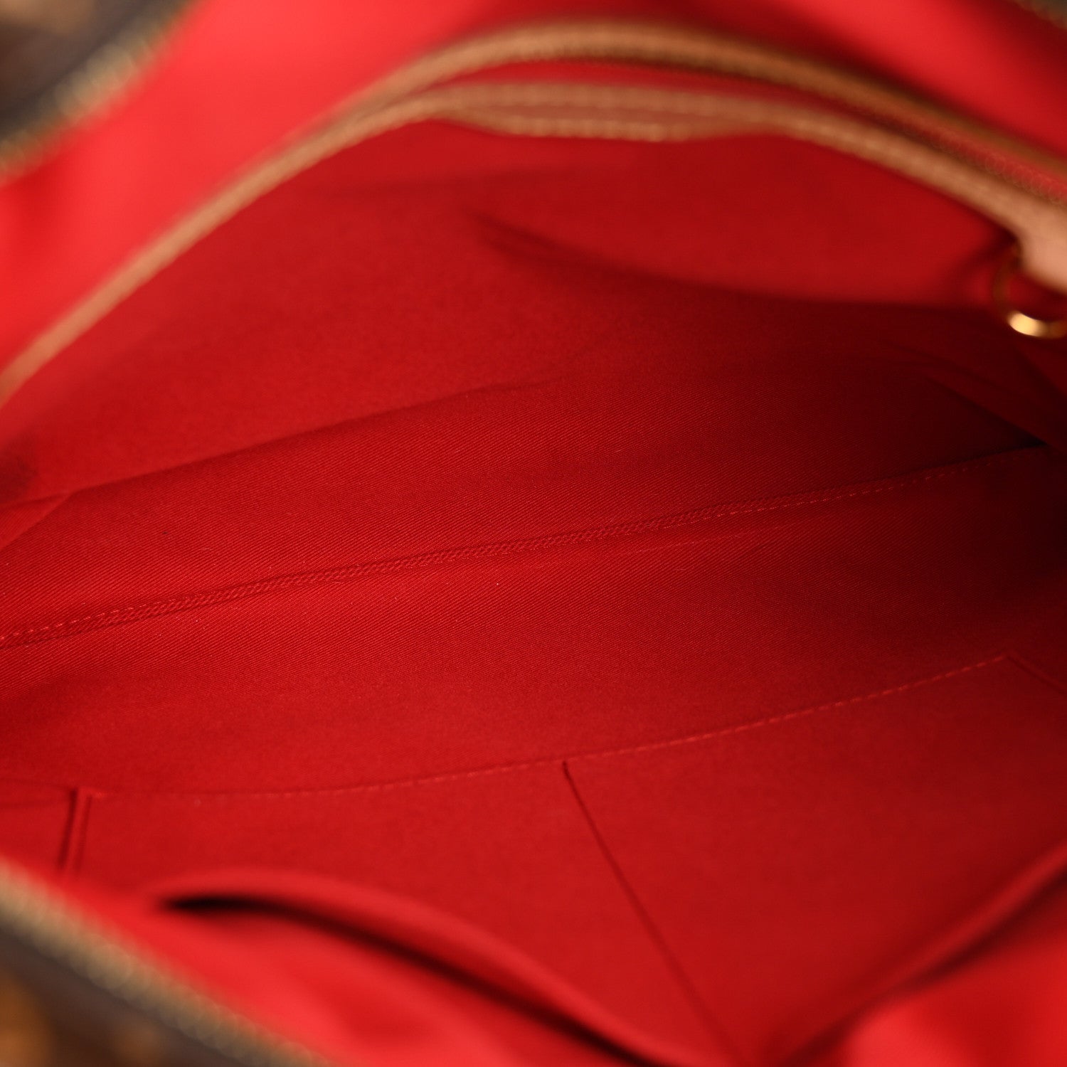 Monogram Carry It