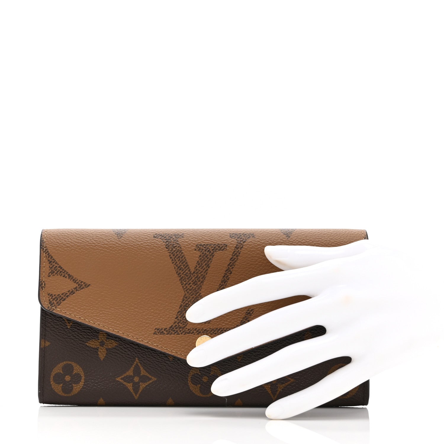 Reverse Monogram Giant Sarah Wallet