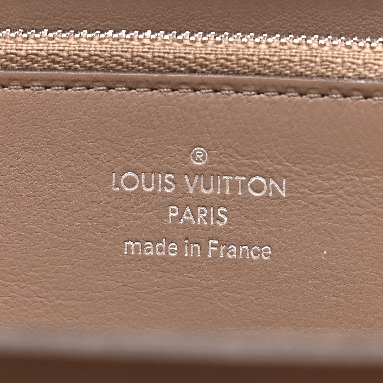 Veau Cachemire Comete Wallet Magnolia