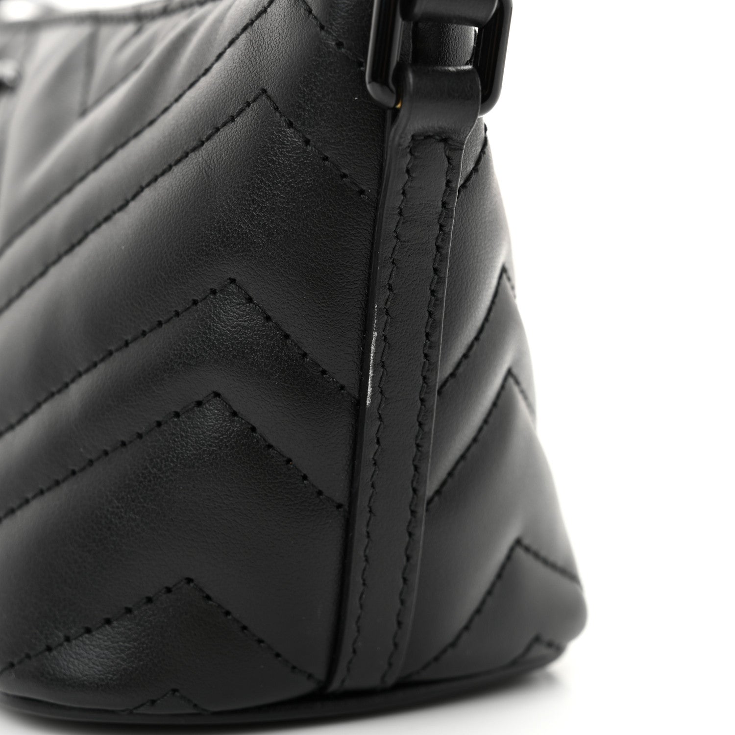Calfskin Matelasse Chevron Monochrome GG Marmont Sling Shoulder Bag Black