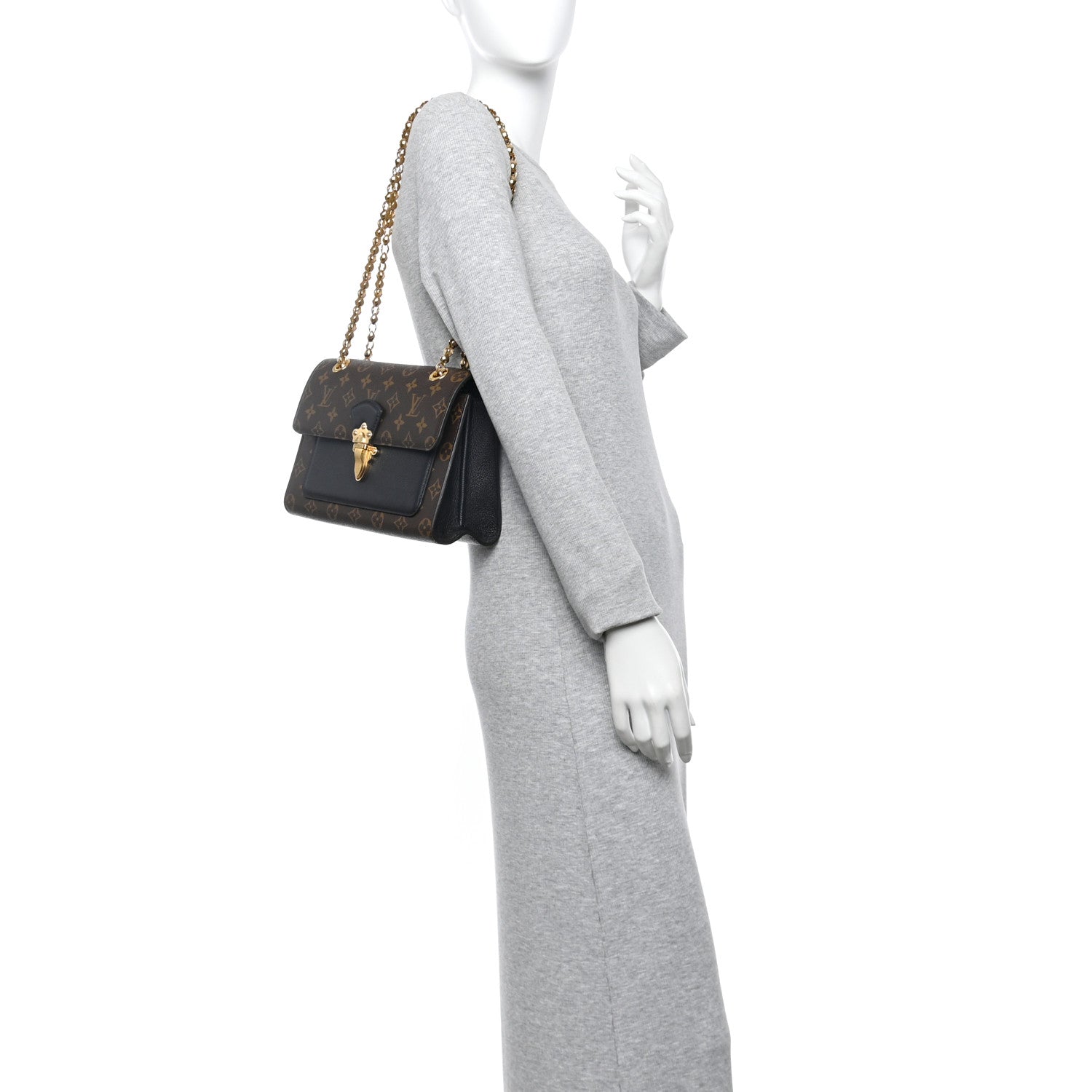 Monogram Victoire Black