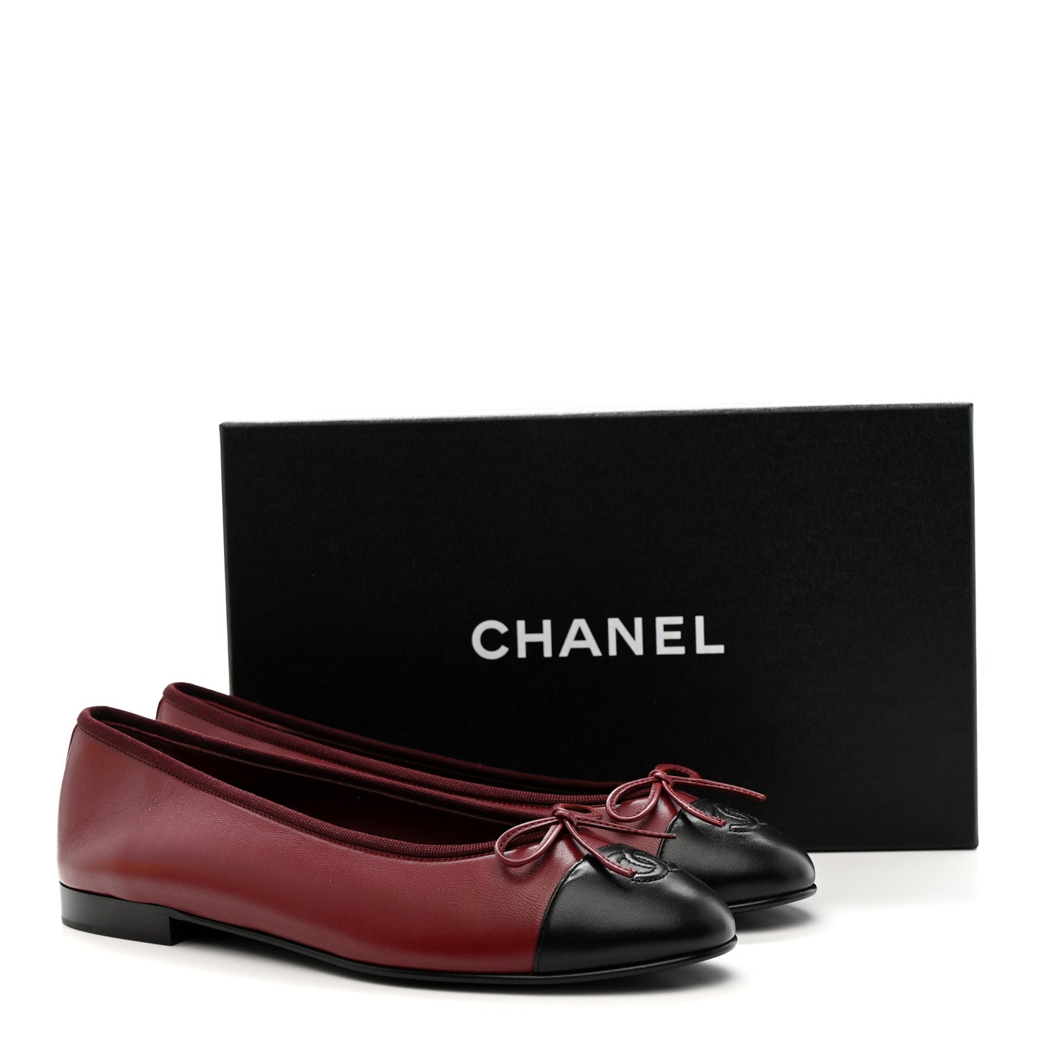 Lambskin Cap Toe CC Ballerina Flats 40 Burgundy Black