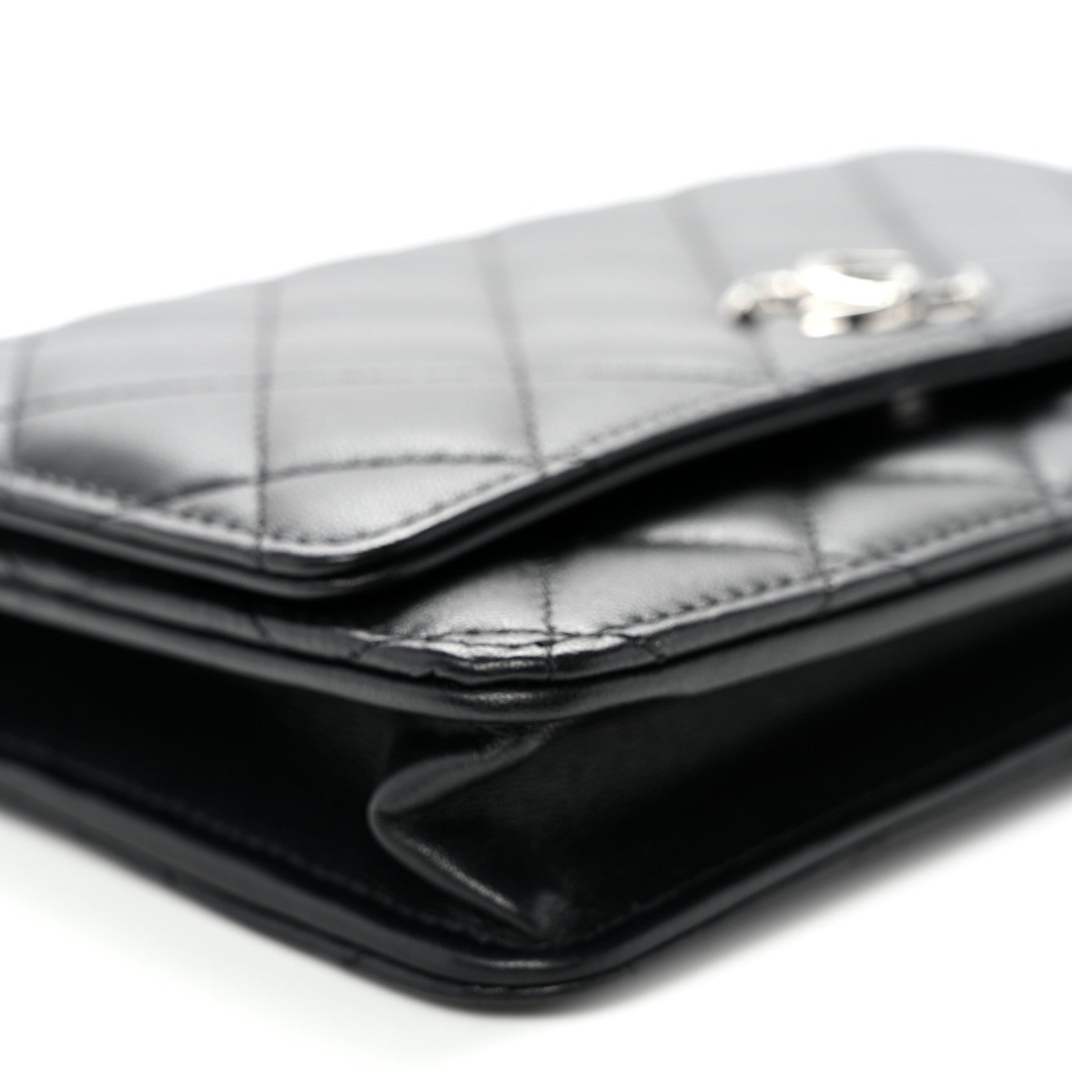 Lambskin Quilted Enamel CC Wallet on Chain WOC Black