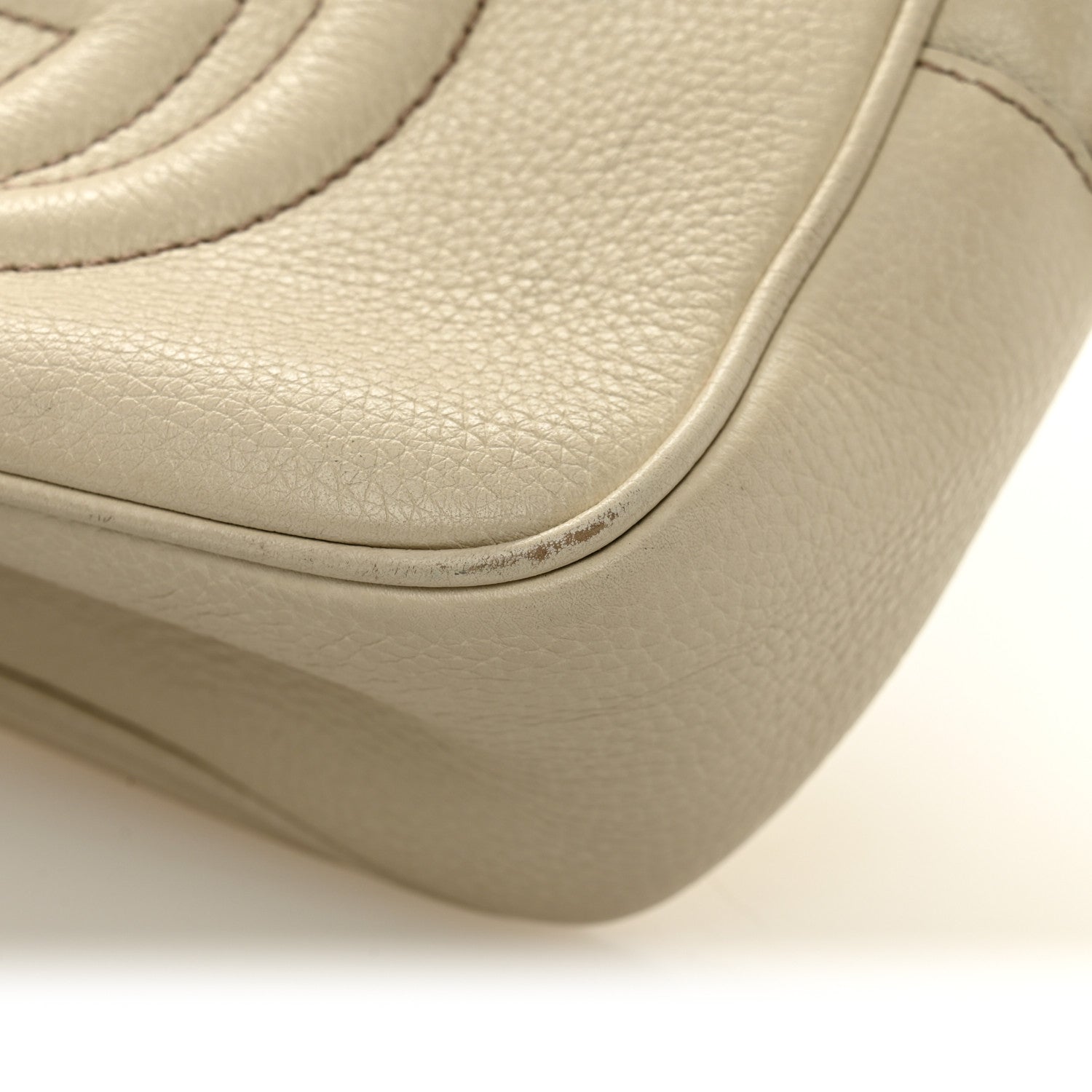 Pebbled Calfskin Small Soho Disco Bag Off White